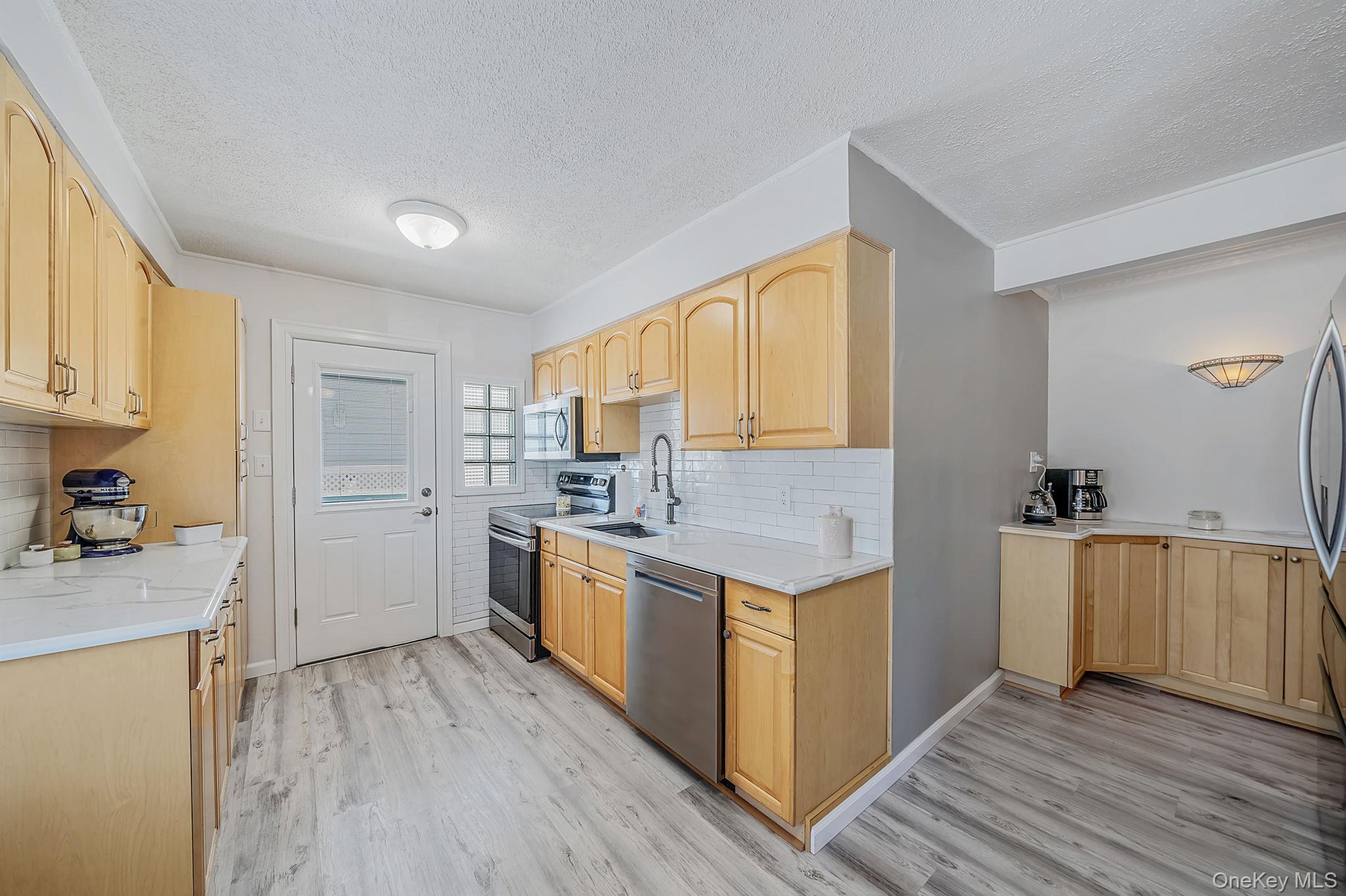 16 Salem Road – For Sale photo 15