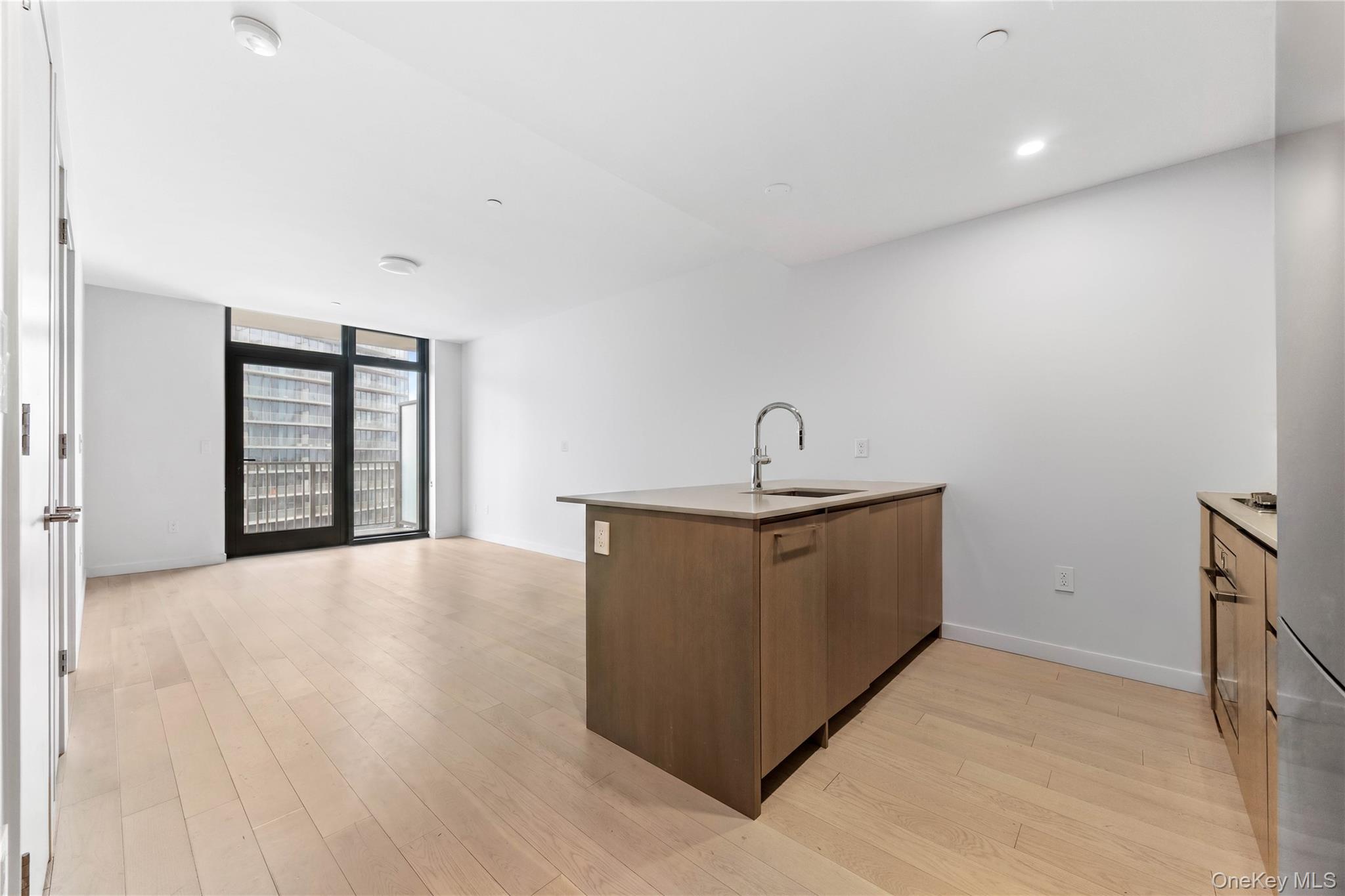 131-02A 40th Road #14B