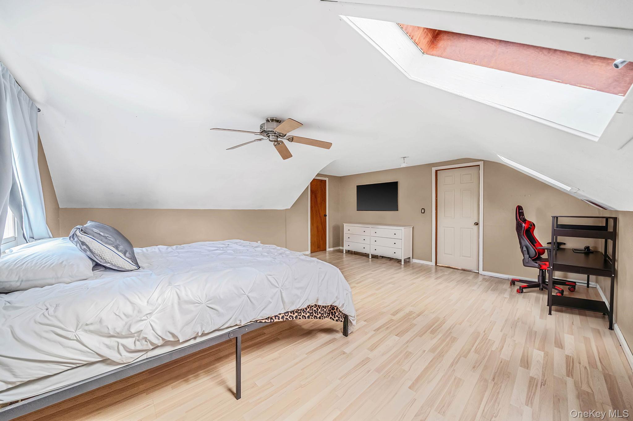 12 Carston Street – For Sale photo 28