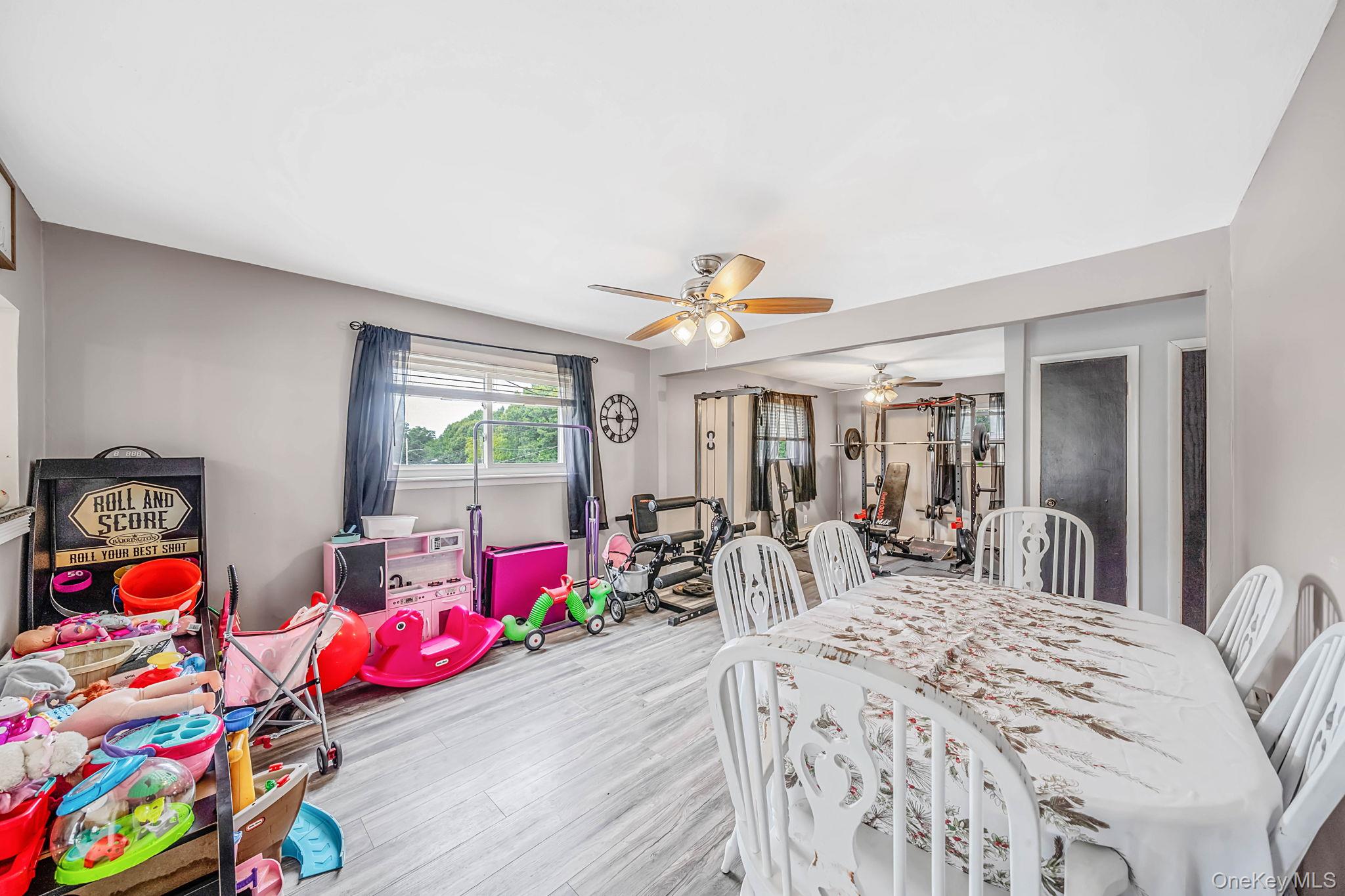 12 Carston Street – For Sale photo 14