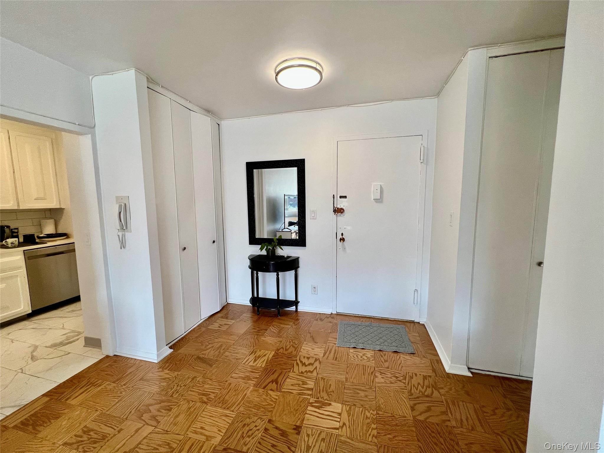 30 Lake Street, Unit 8D photo 2