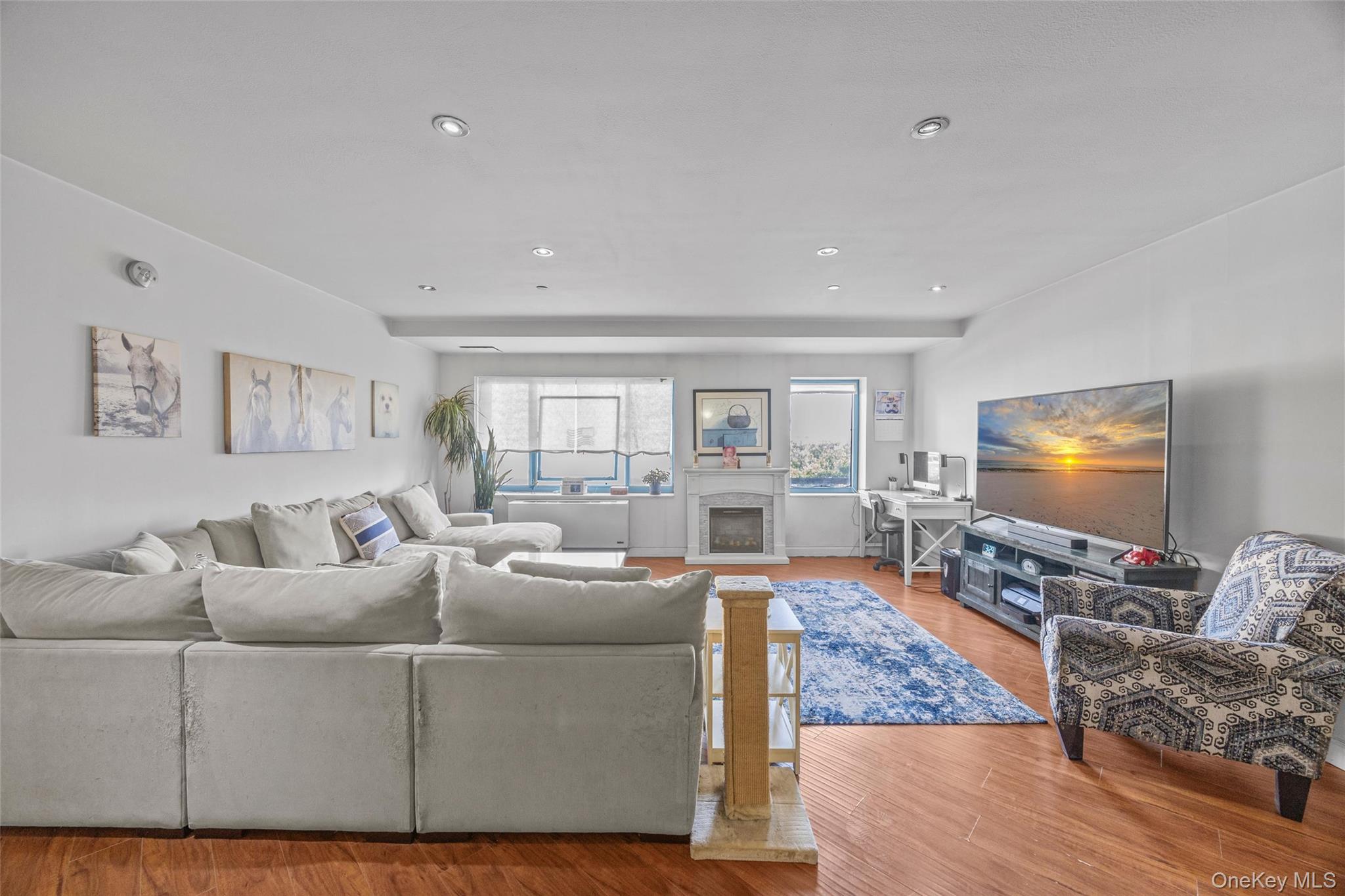 136 Beach 117th Street, Unit 2H photo 2