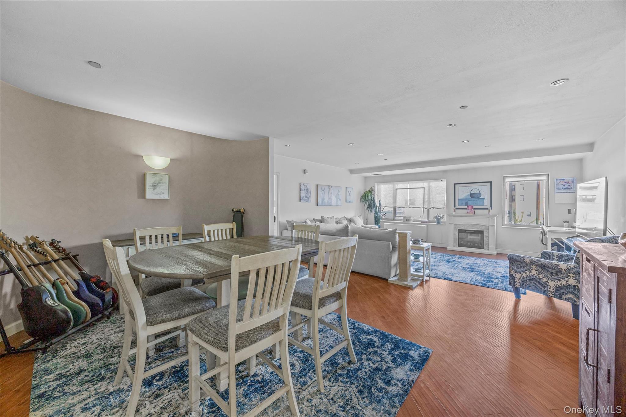 136 Beach 117th Street, Unit 2H photo 4