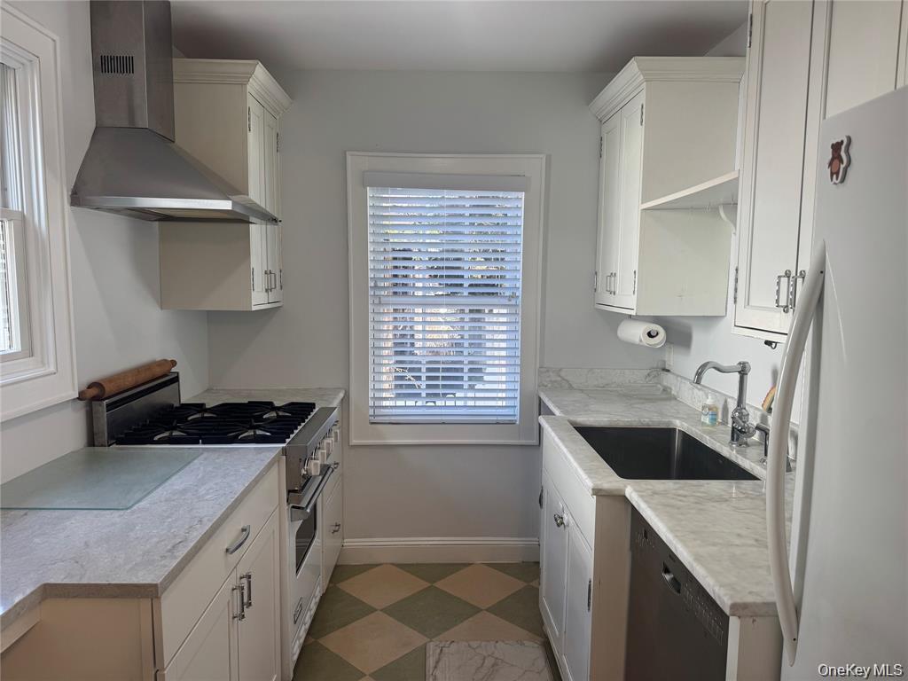 46 Clayton Avenue – For Rent photo 6