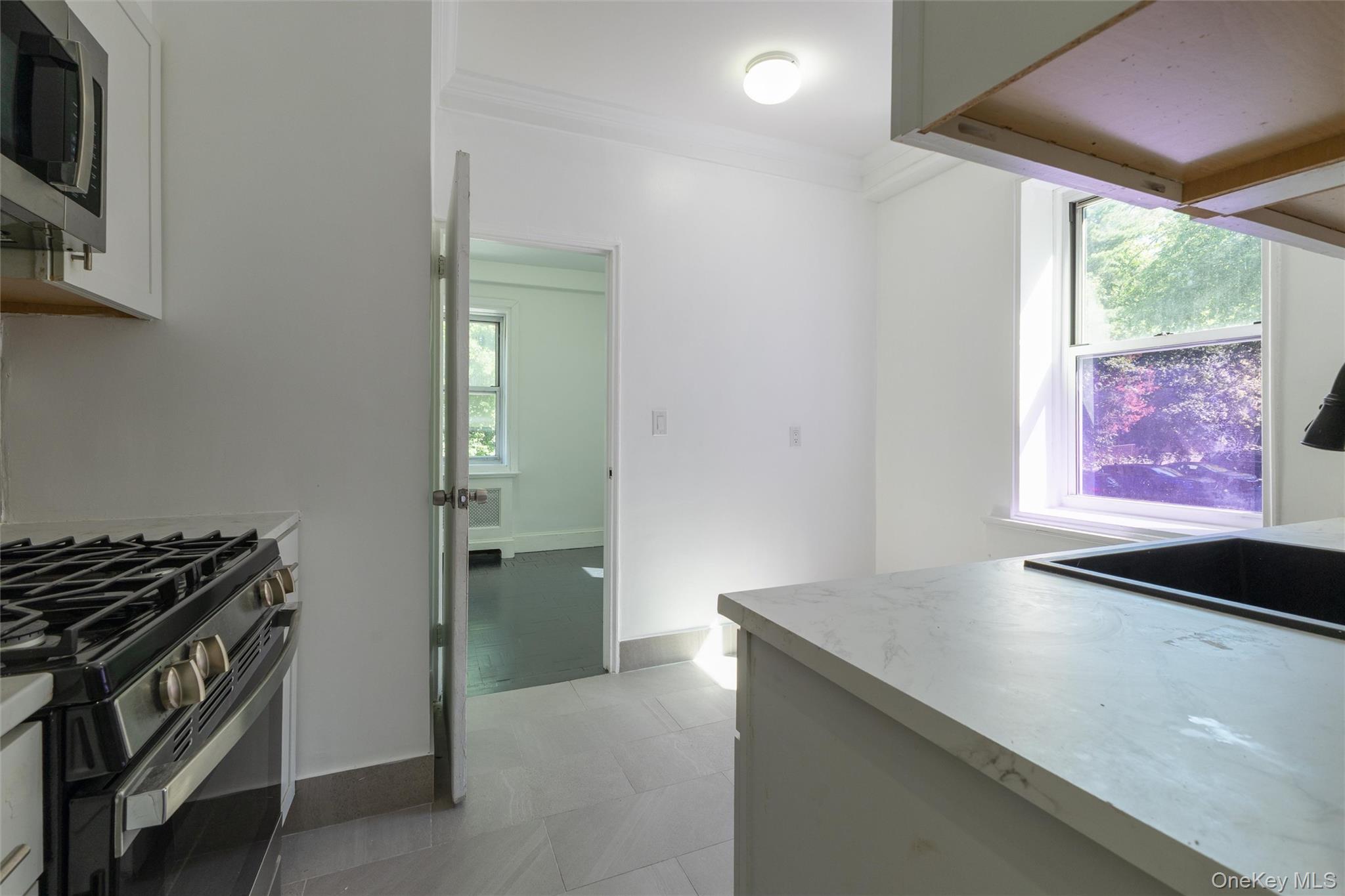 2 Sadore Lane, Unit 1E photo 11