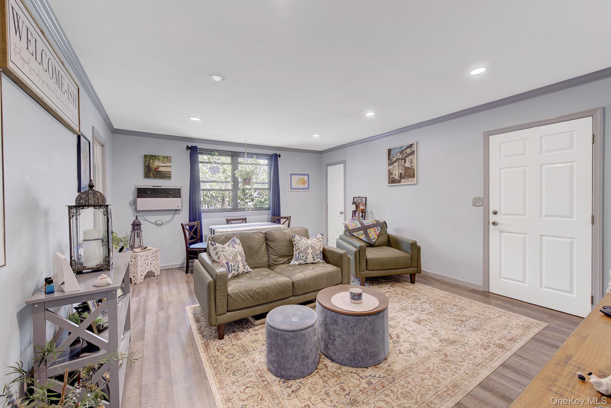 245-14 61st Avenue, Unit 0126 photo 4