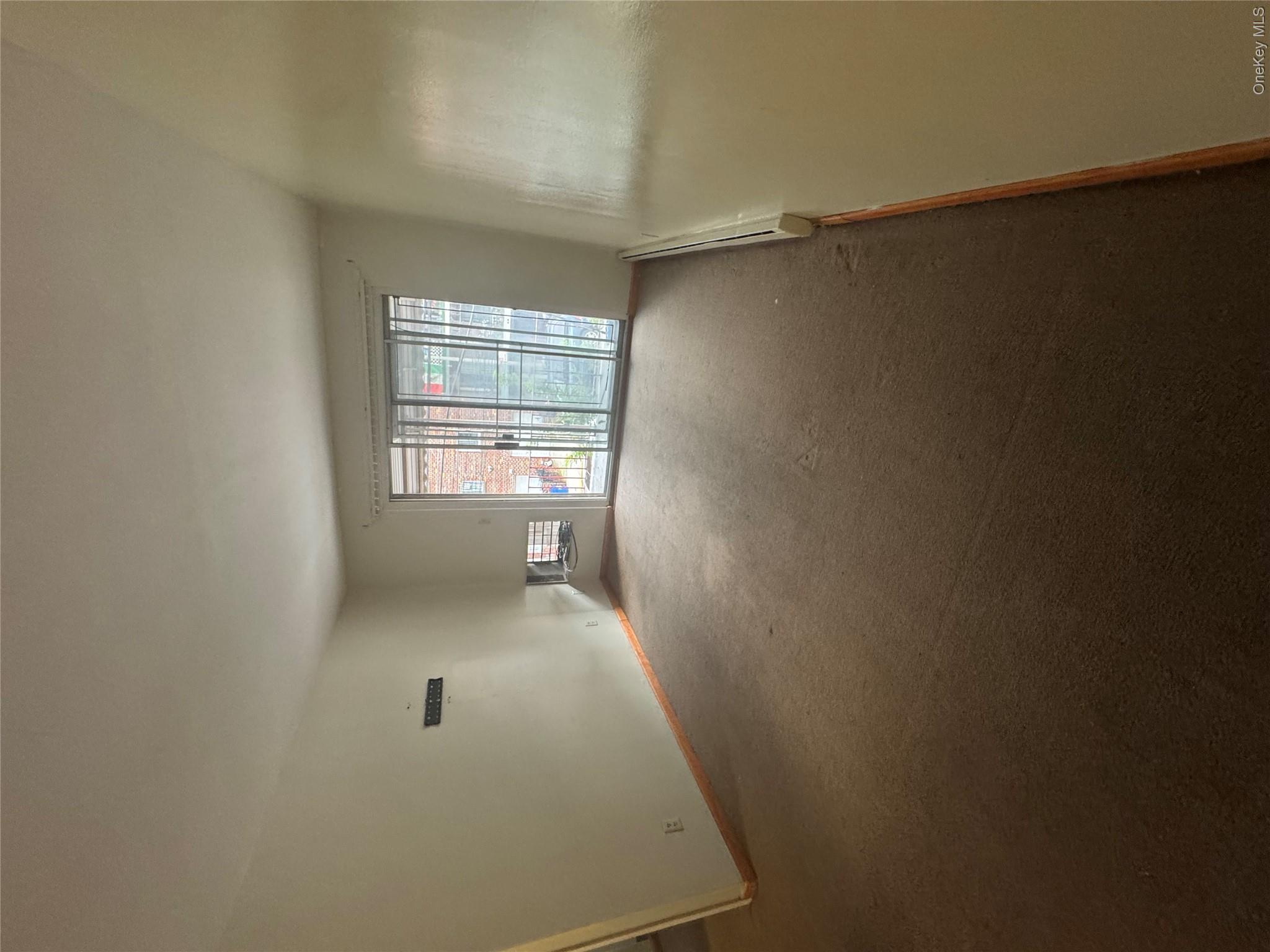 58-33 Van Cleef Street, Unit 2F photo 4