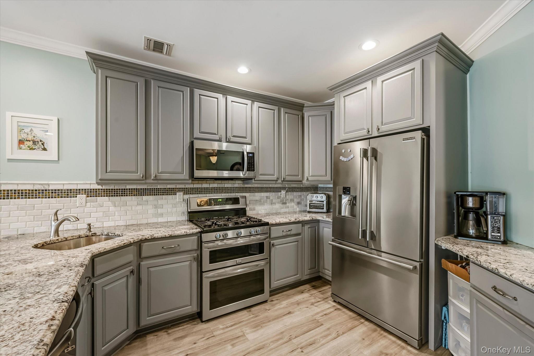 272 Tamerisk Lane – For Sale photo 8