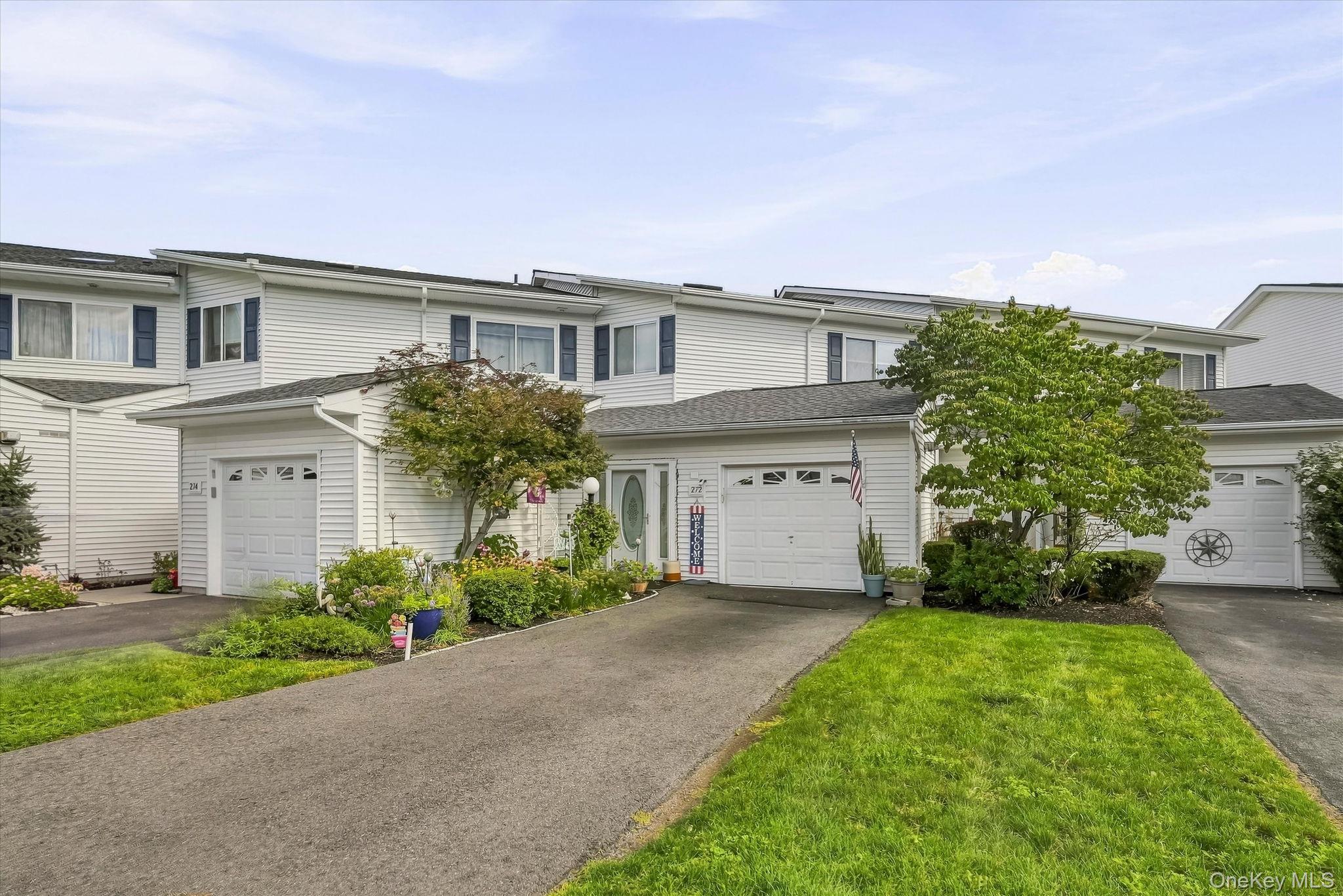 272 Tamerisk Lane – For Sale photo 4