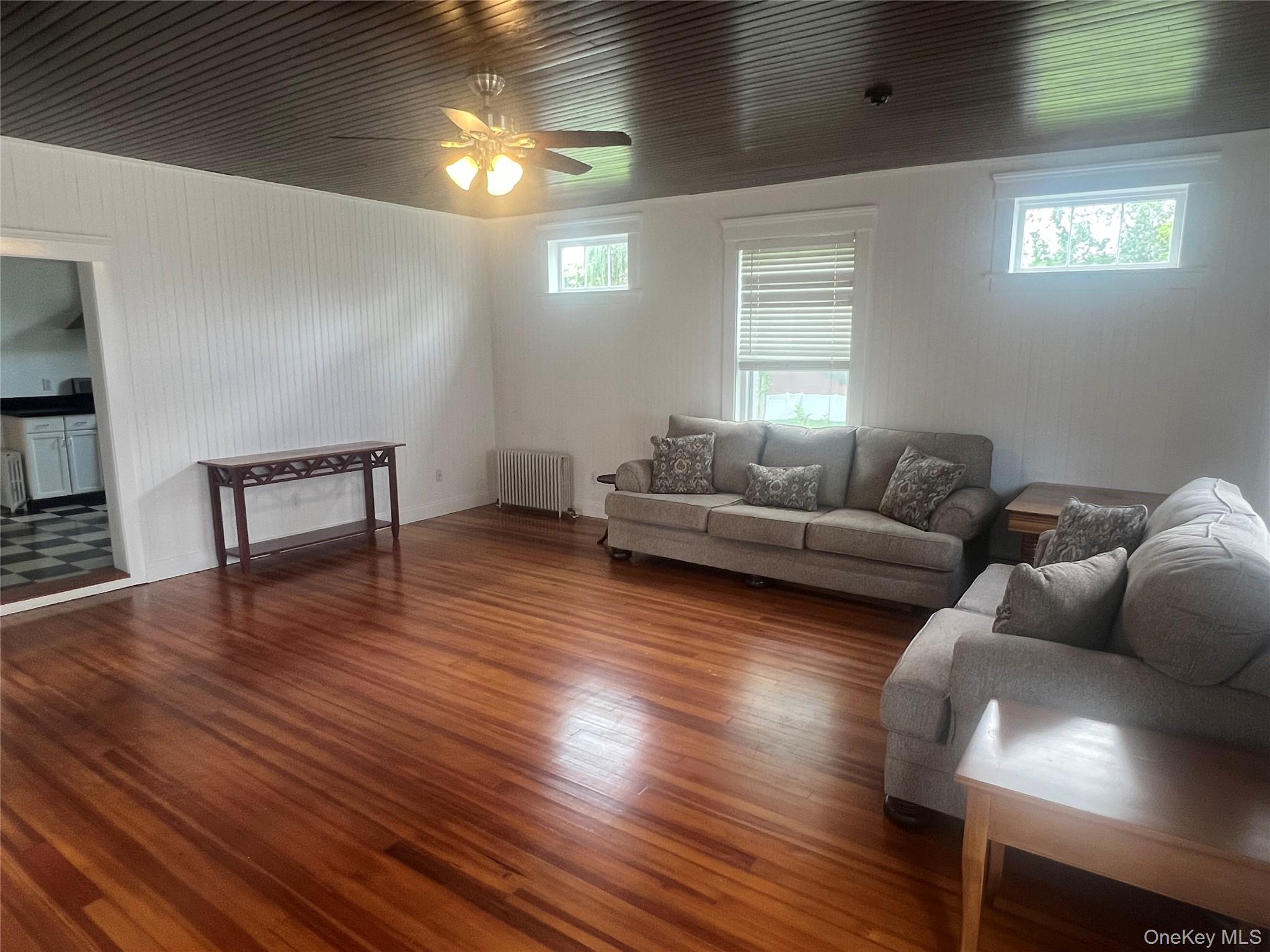 7 Parkway, Unit 2 photo 3