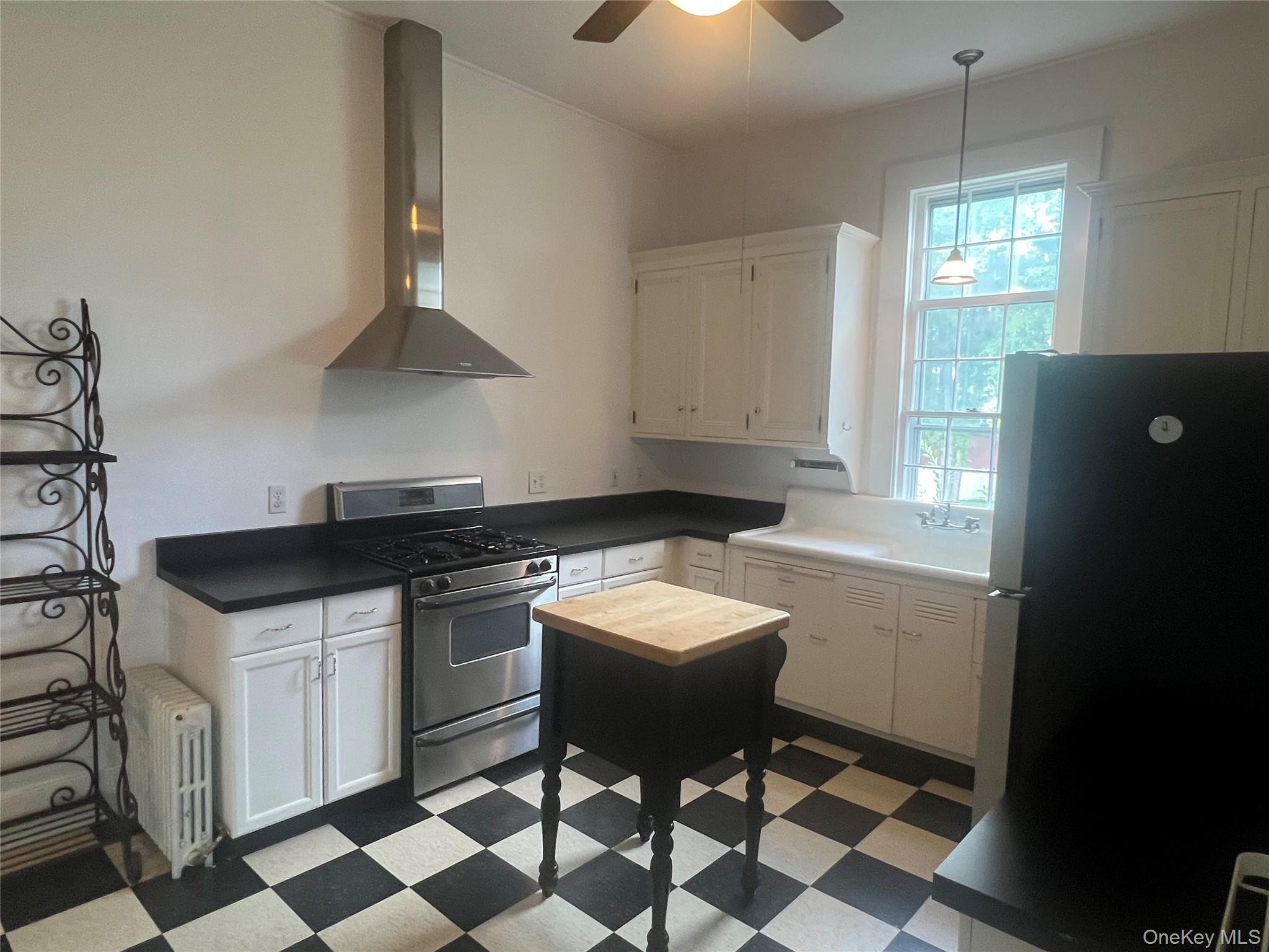 7 Parkway, Unit 2 photo 5