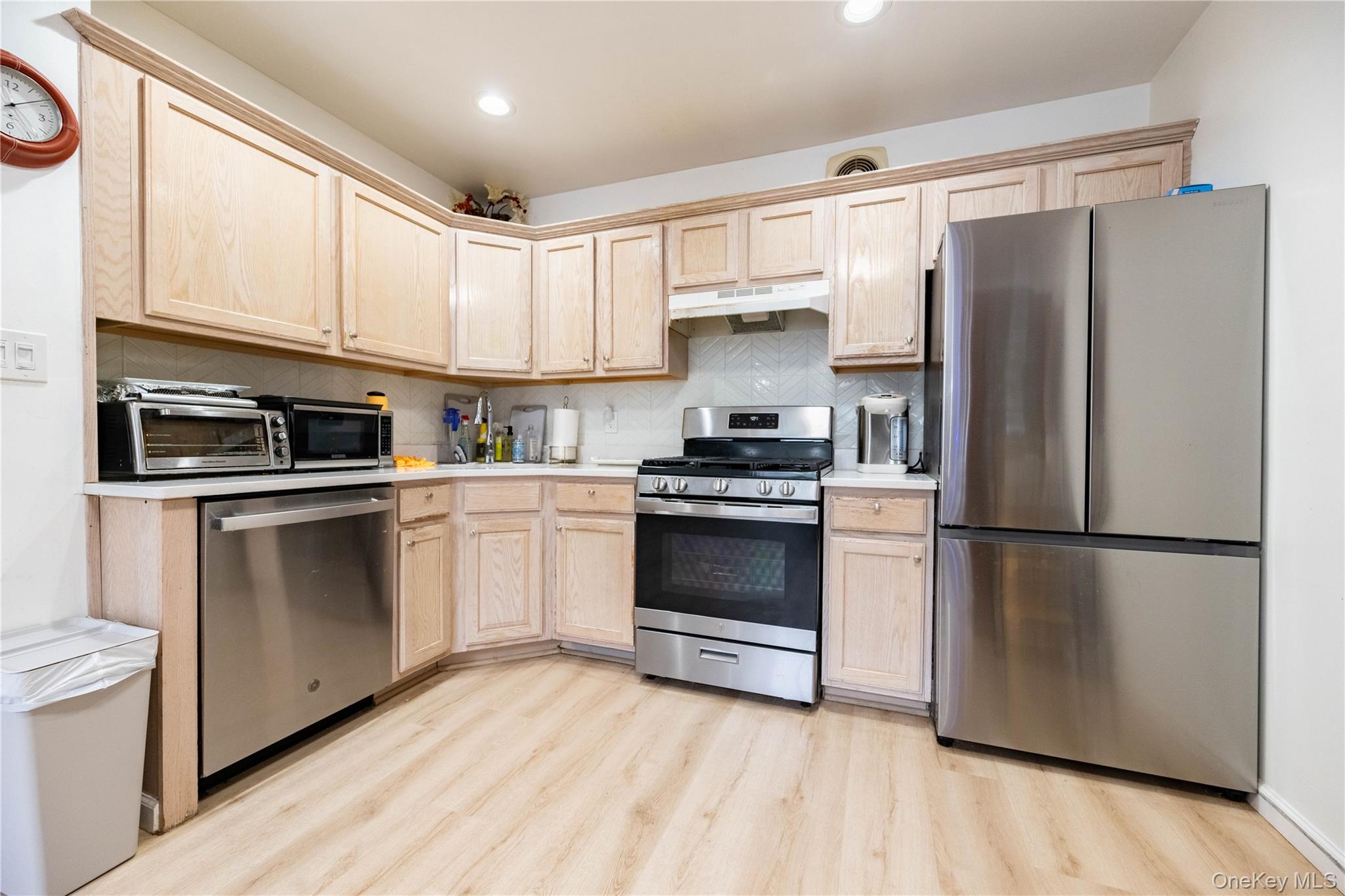 717 Spring Lake Drive – For Sale photo 5