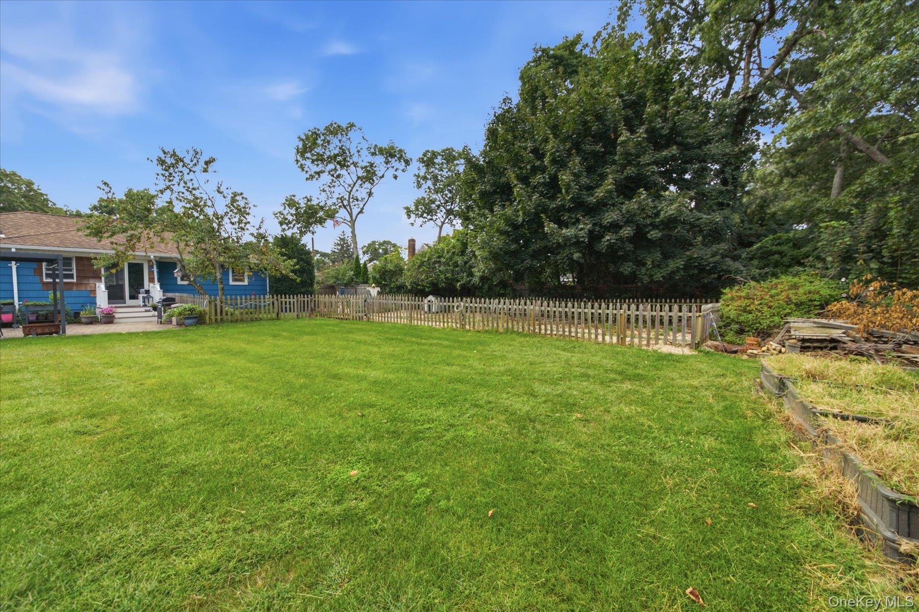 220 Hubbard Avenue – For Sale photo 31