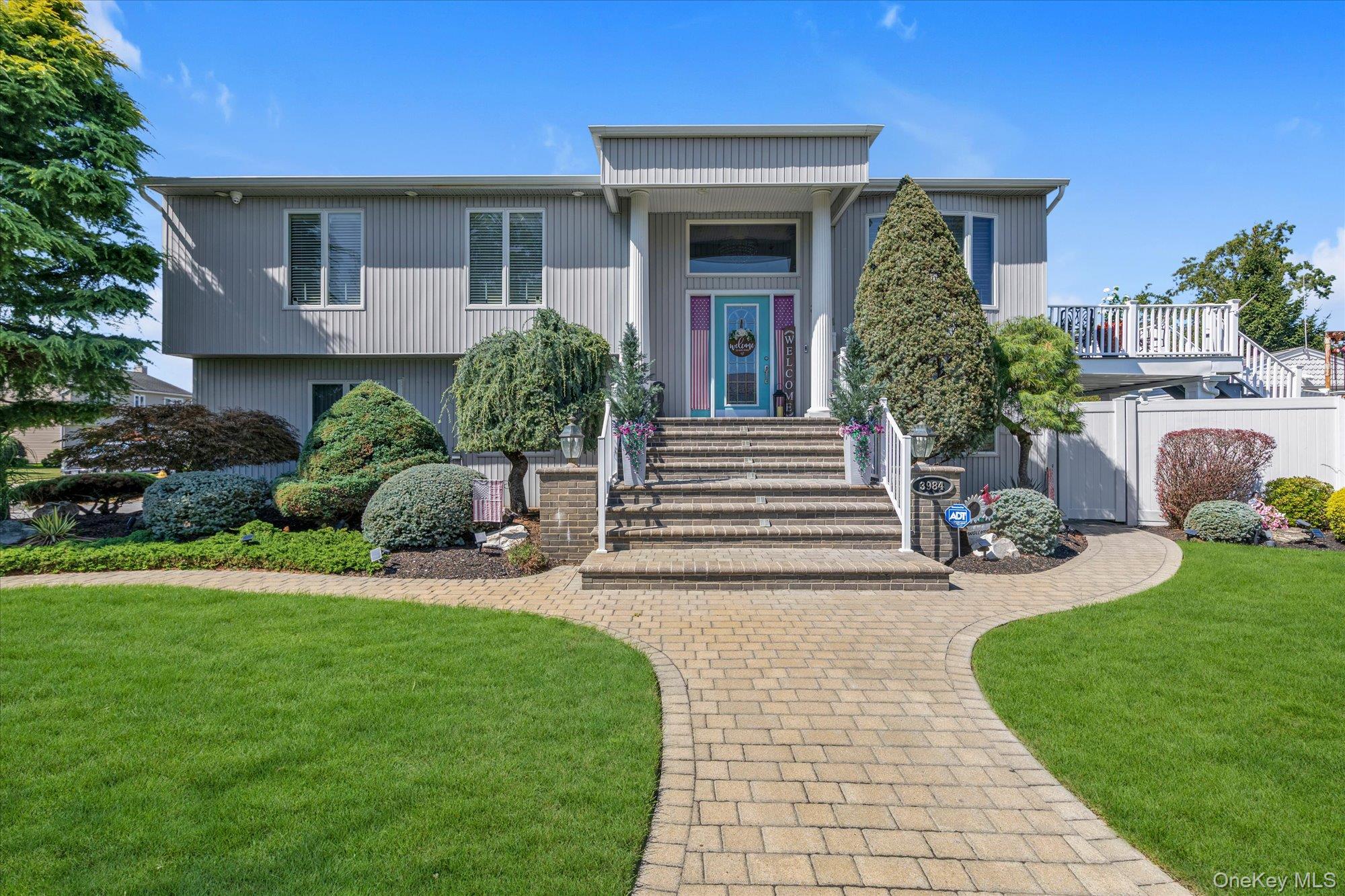 3984 Darby Lane – For Sale