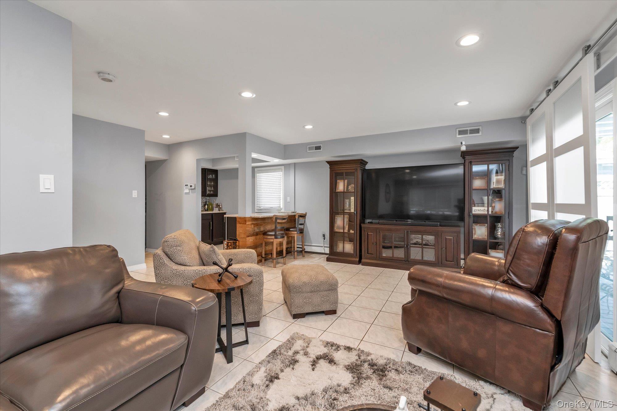3984 Darby Lane – For Sale photo 15