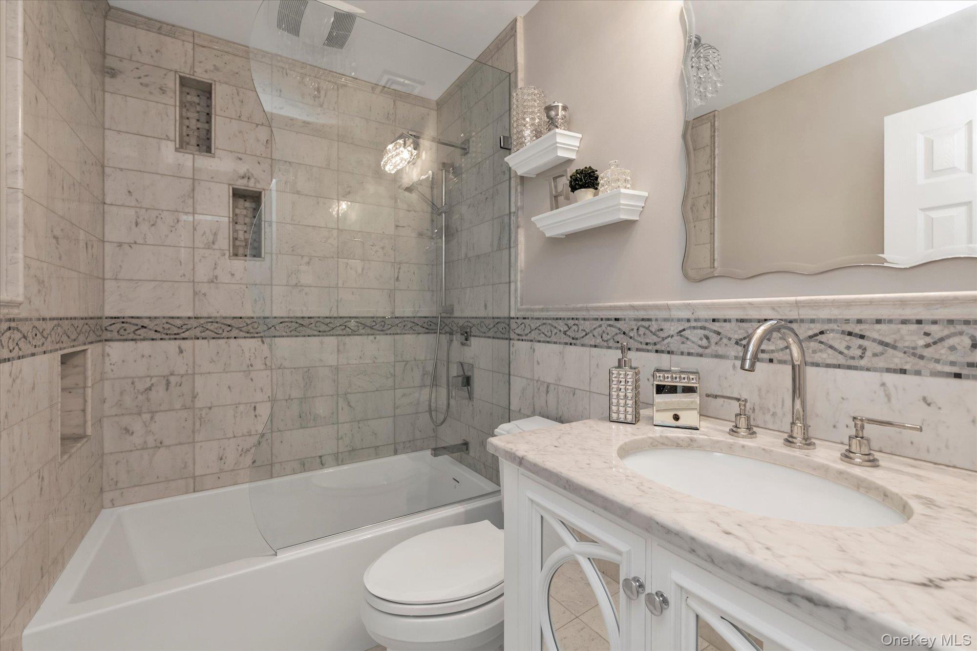 3984 Darby Lane – For Sale photo 14