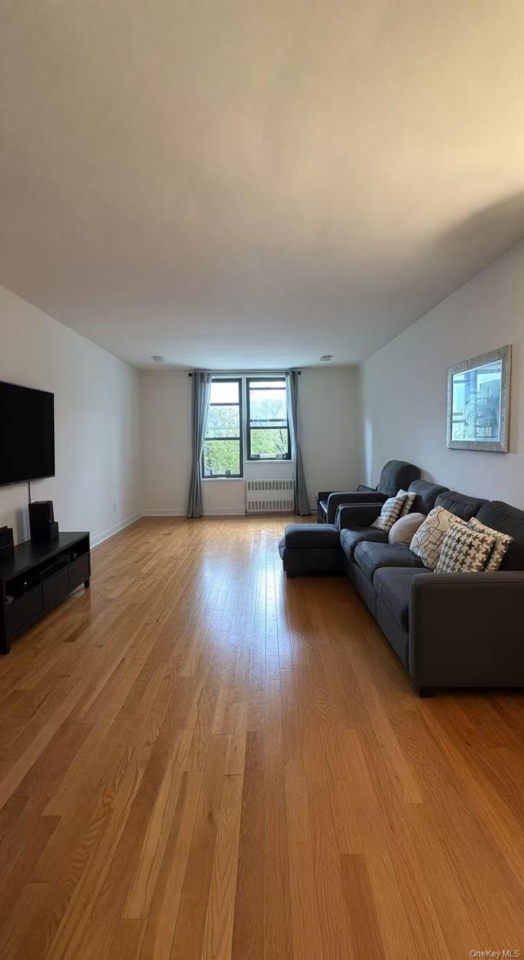 86-10 Grand Avenue, Unit 4D