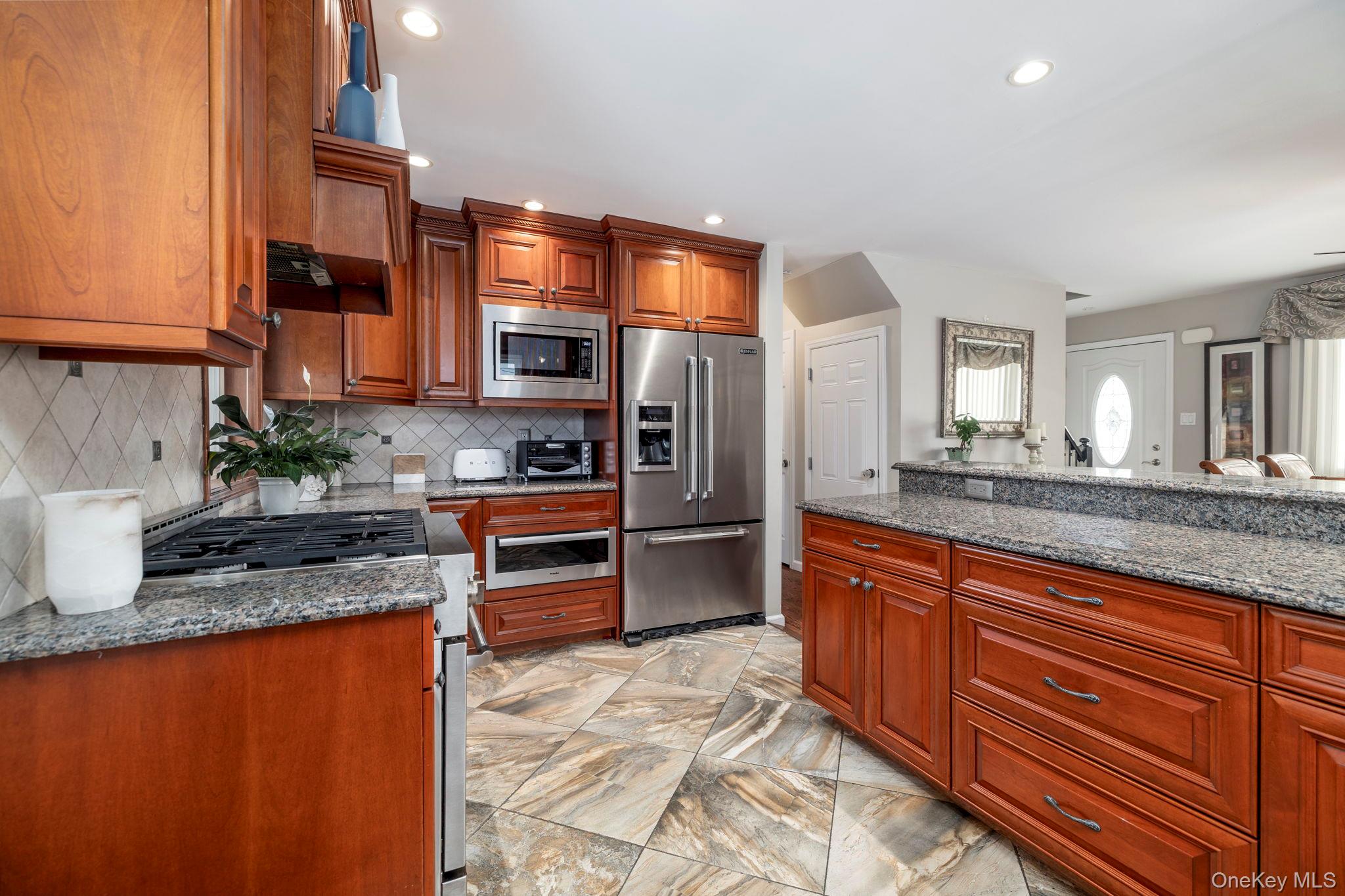 2569 Wantagh Avenue – For Sale photo 10