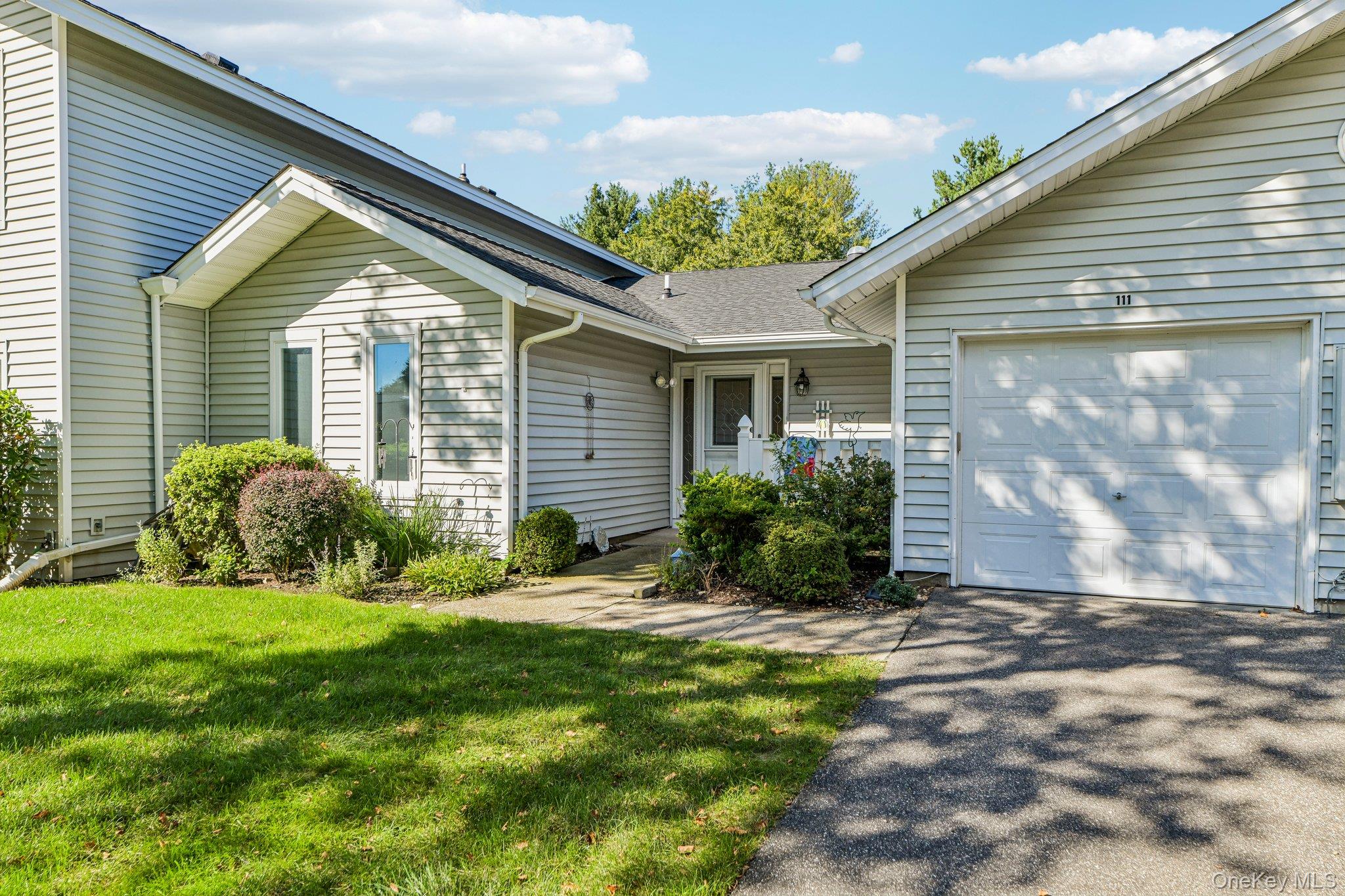 111 Fairfield Drive, Unit 111 photo 4
