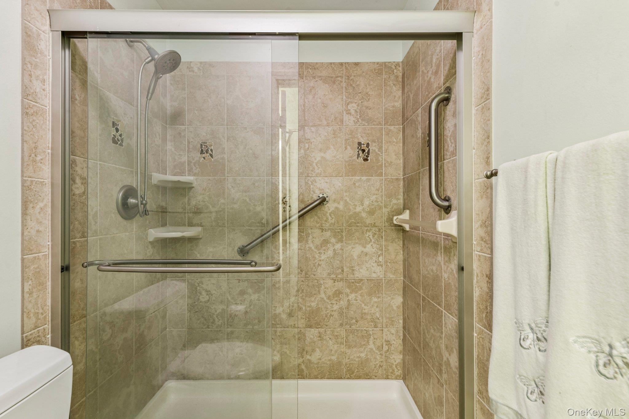 111 Fairfield Drive, Unit 111 photo 20