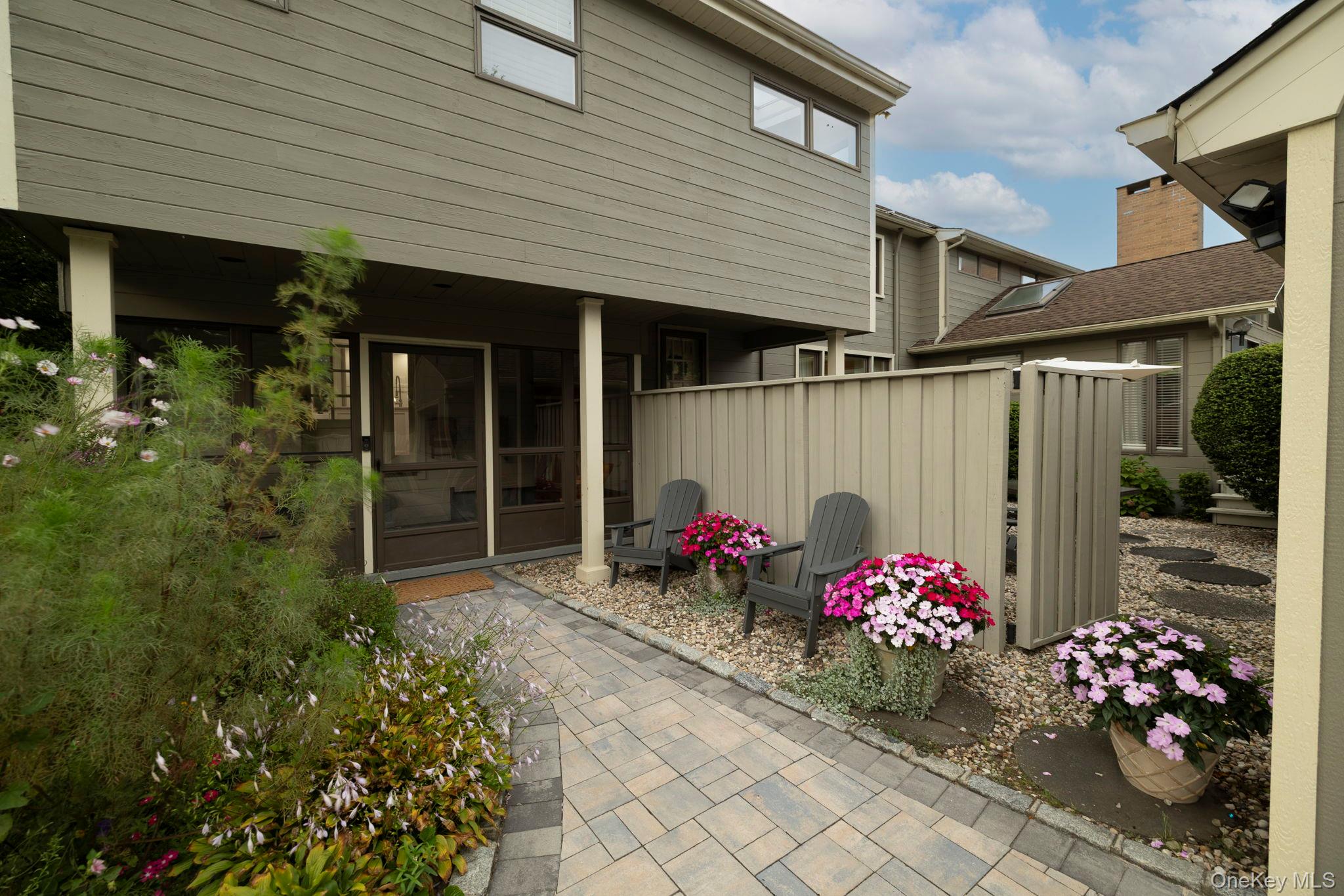 3186 William Street – For Sale photo 7