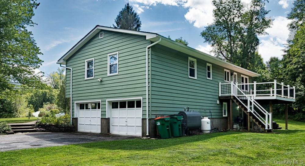 8 W Caroline Drive W – For Sale photo 3