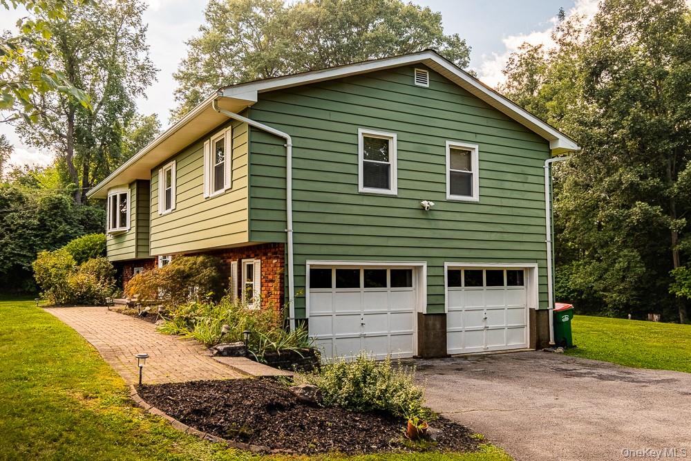 8 W Caroline Drive W – For Sale photo 22