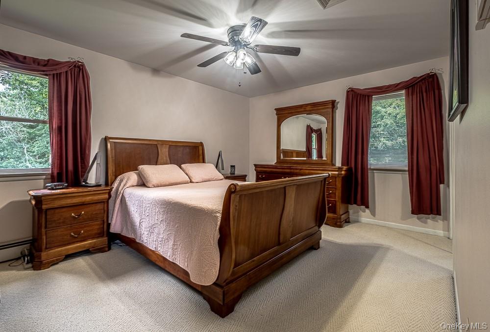 8 W Caroline Drive W – For Sale photo 13