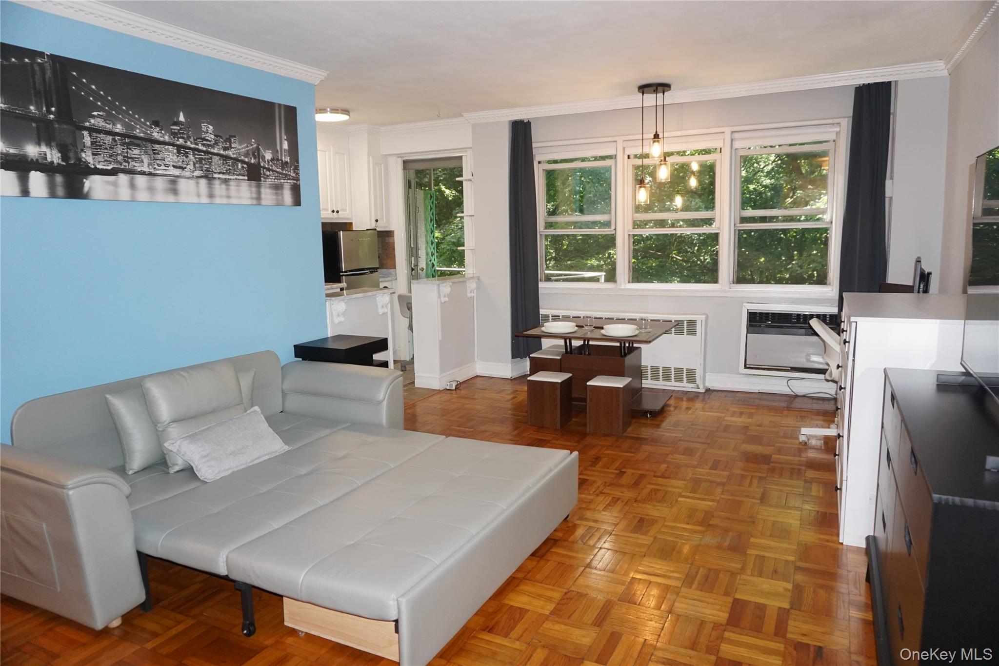 385 Mclean Avenue, Unit 1G photo 10