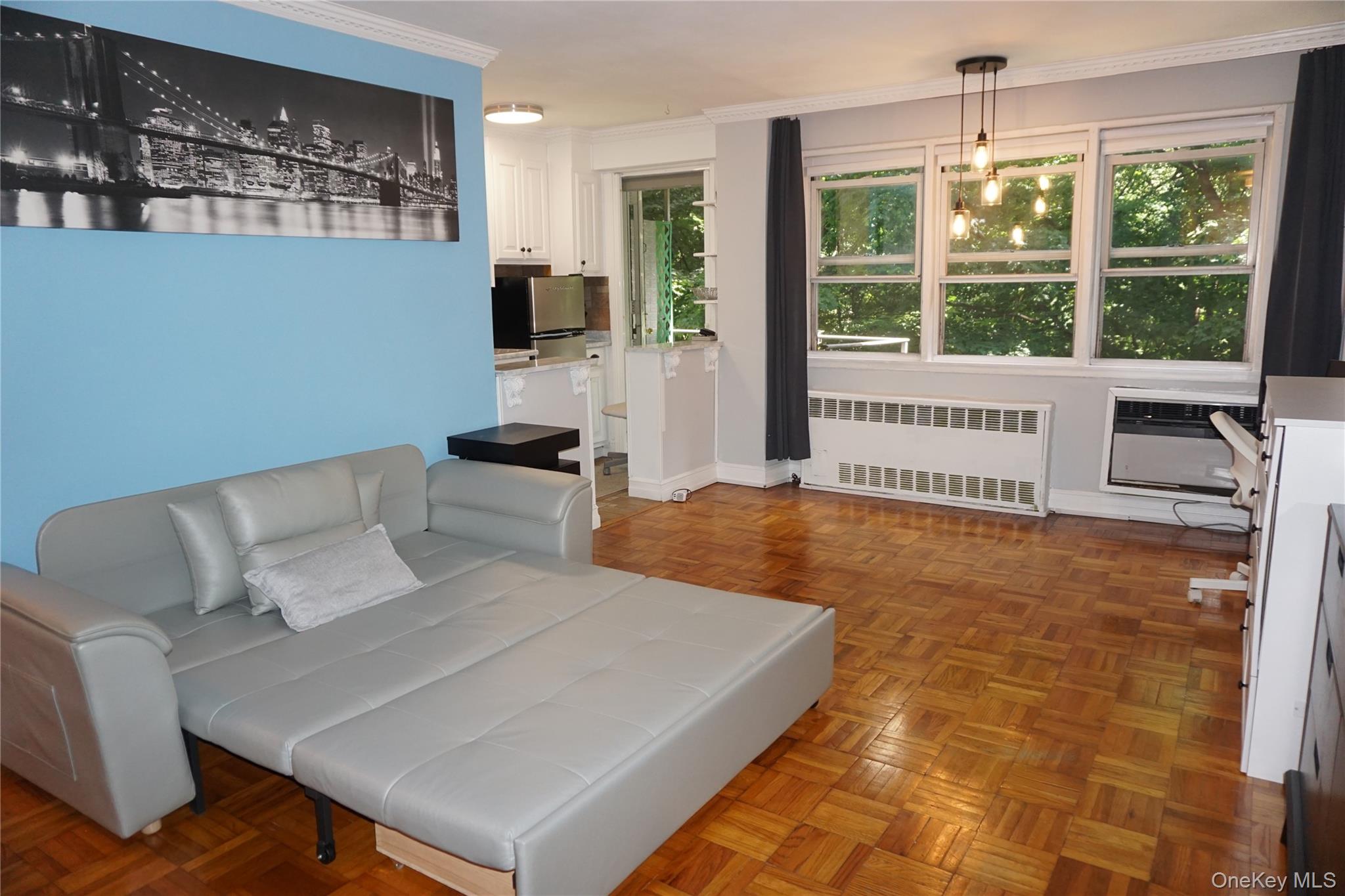 385 Mclean Avenue, Unit 1G photo 9