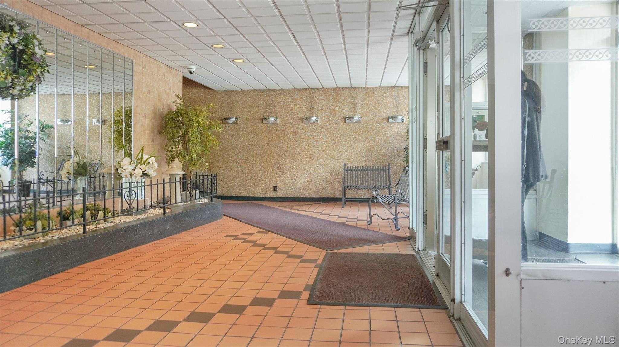 385 Mclean Avenue, Unit 1G