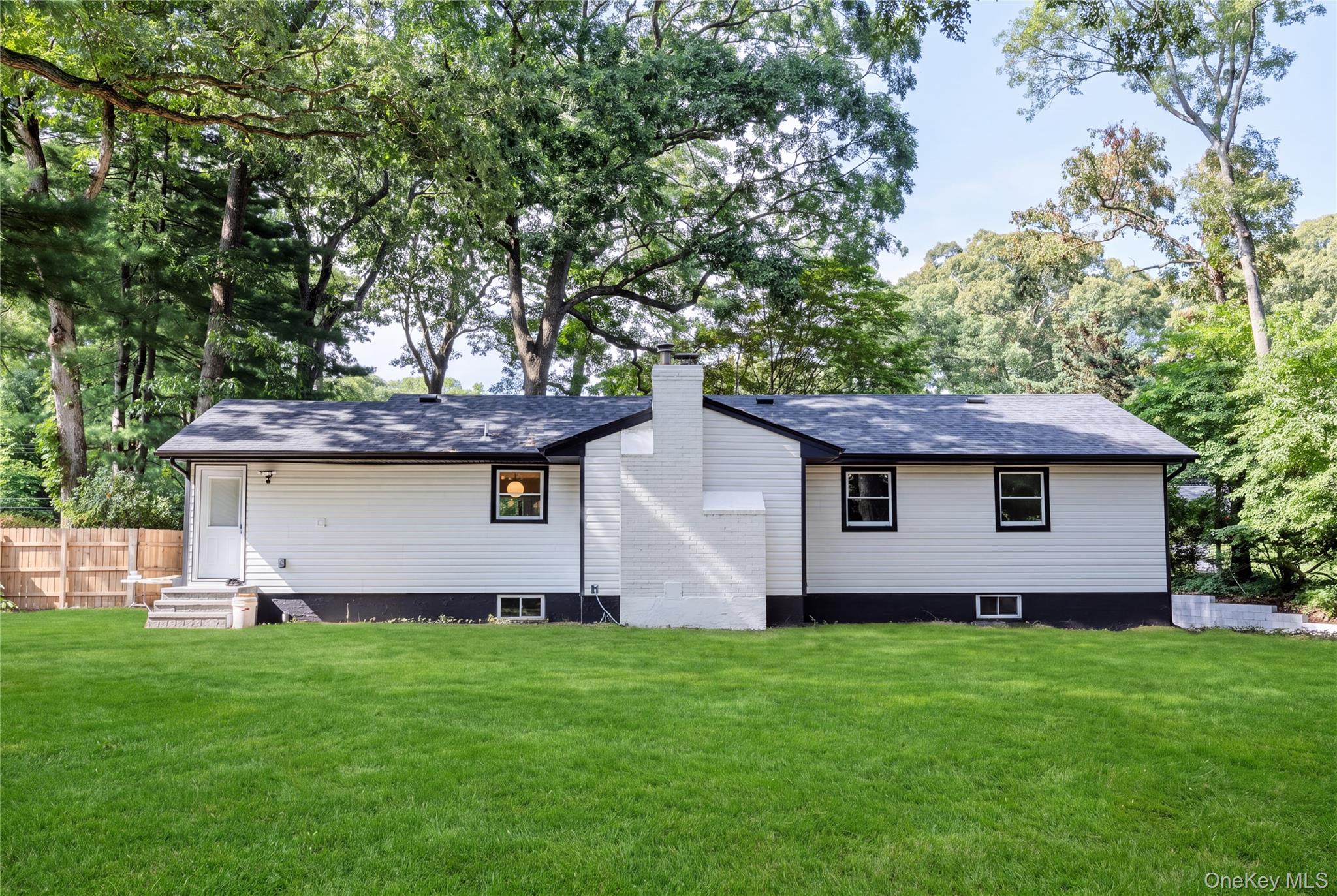 14 Camelot Lane – For Sale photo 44