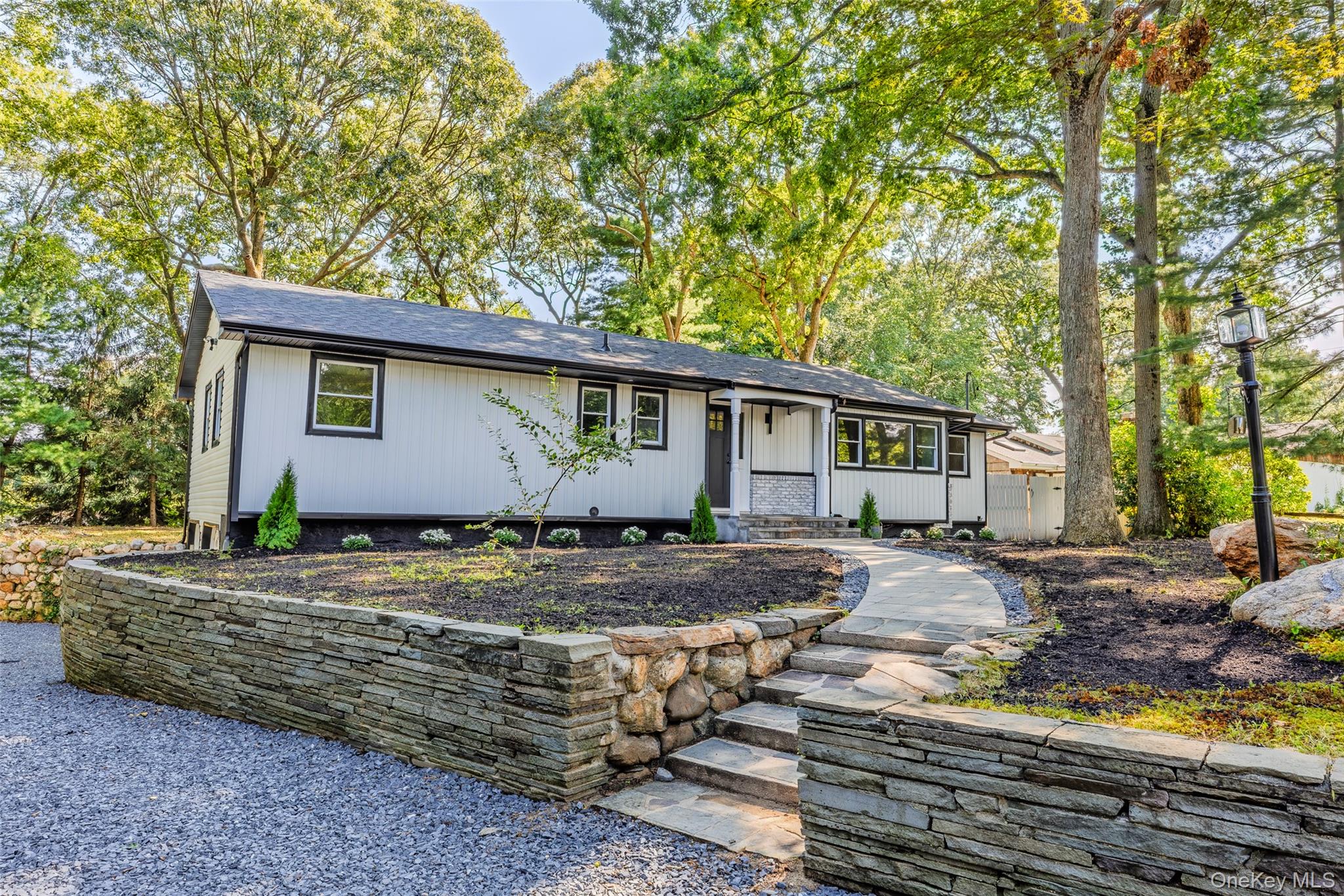 14 Camelot Lane – For Sale photo 43