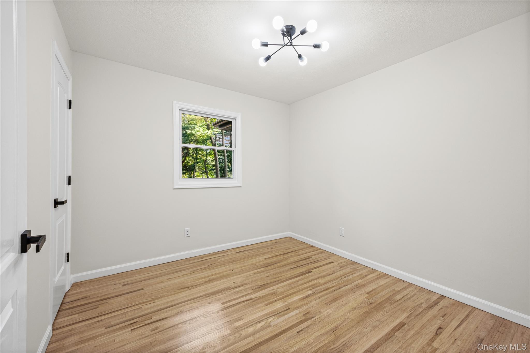 14 Camelot Lane – For Sale photo 35