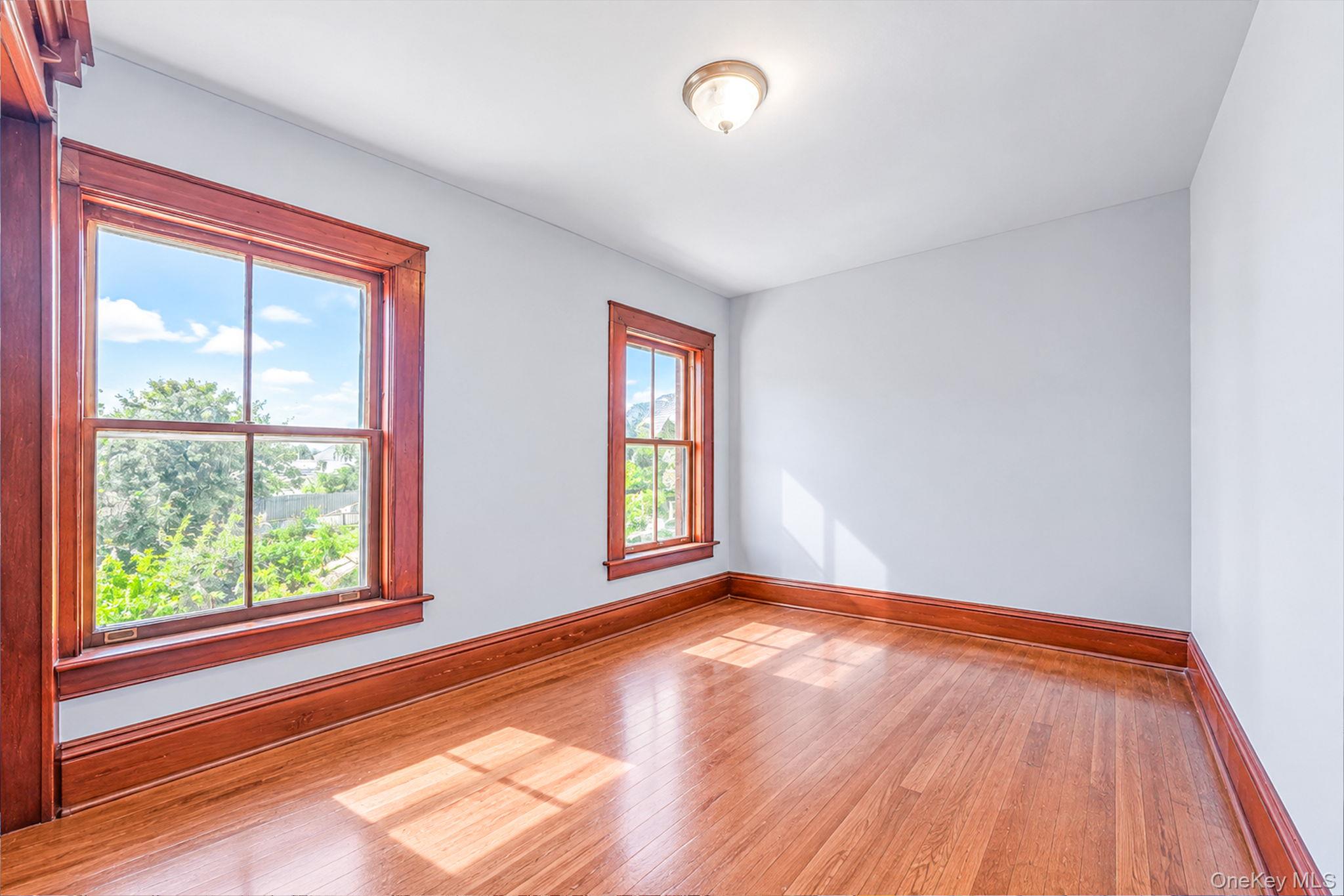 436 Bay Avenue – For Sale photo 24