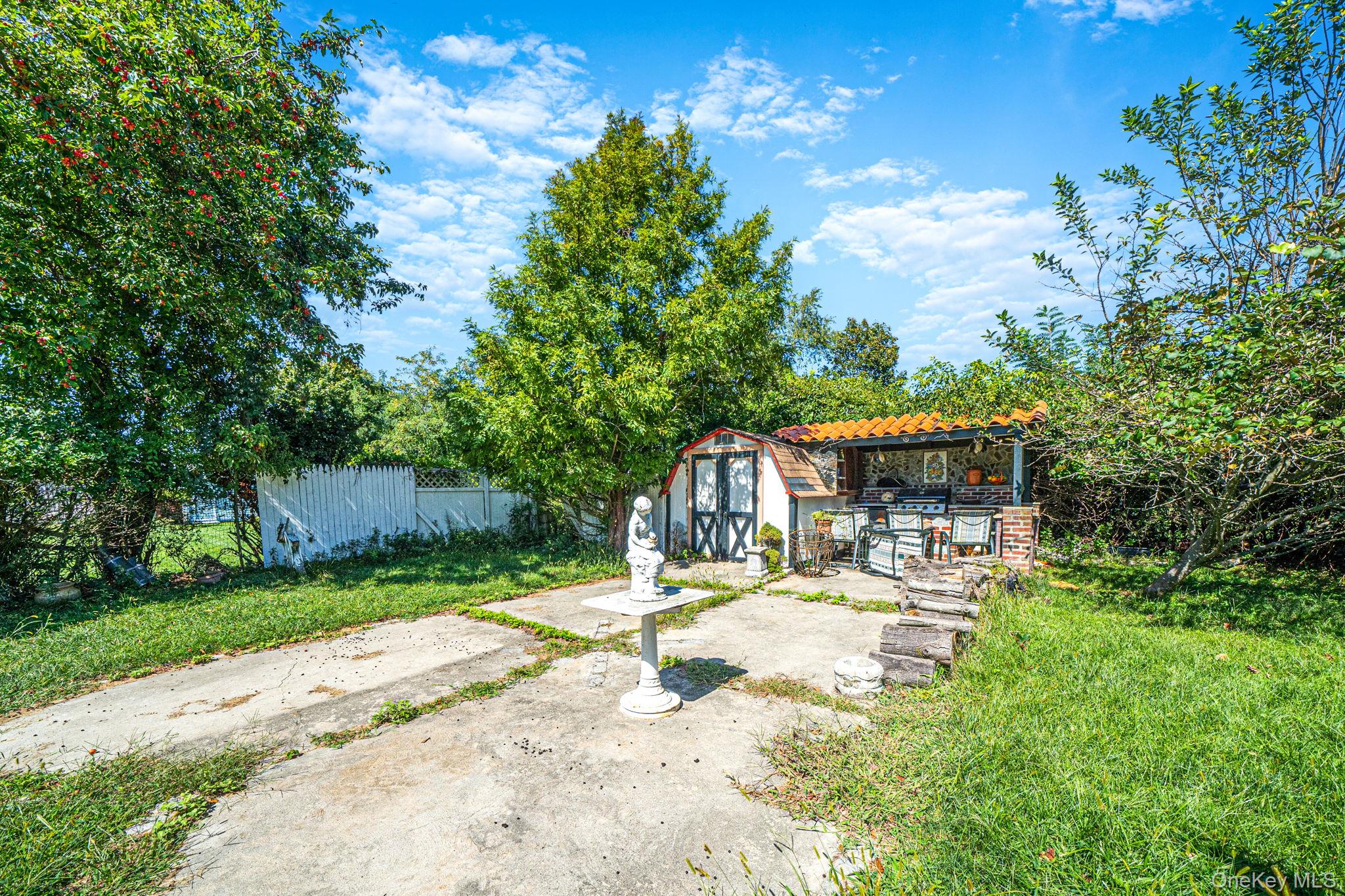 436 Bay Avenue – For Sale photo 41