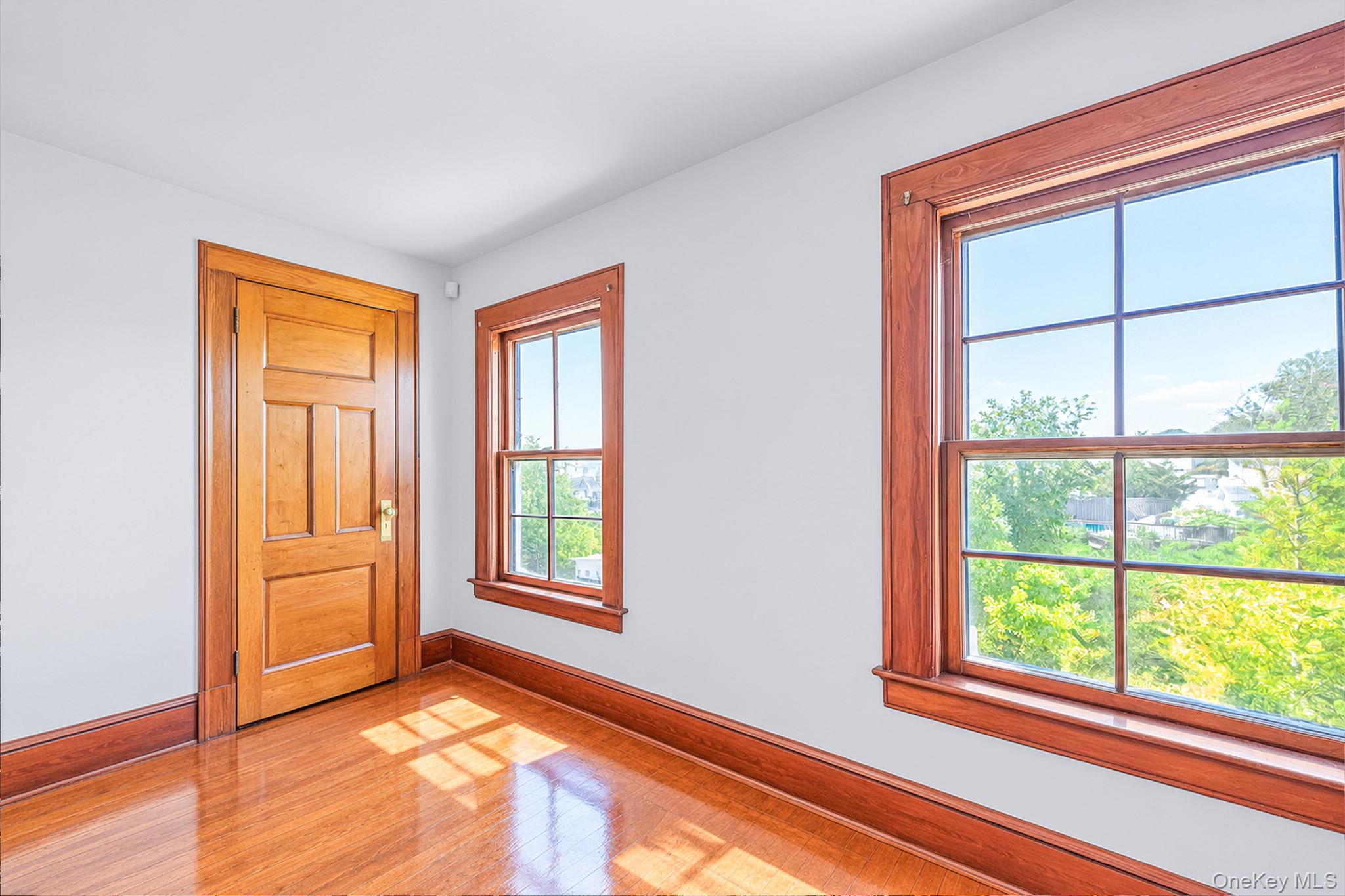 436 Bay Avenue – For Sale photo 26