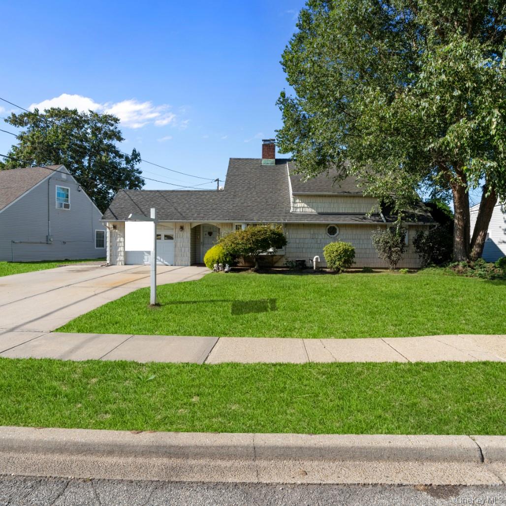 27 Eden Lane – For Sale