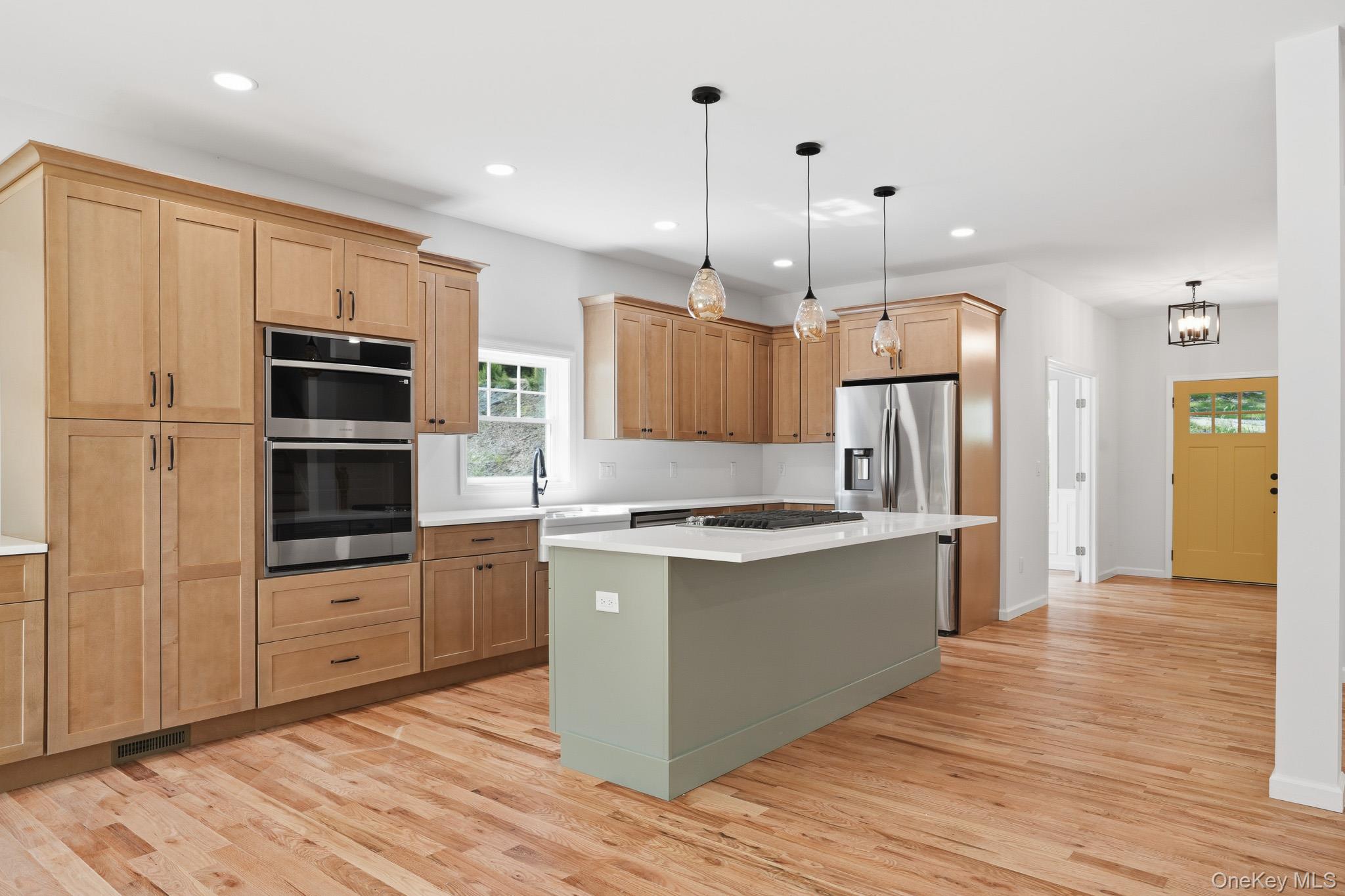 155 S Quaker Lane – For Sale photo 6
