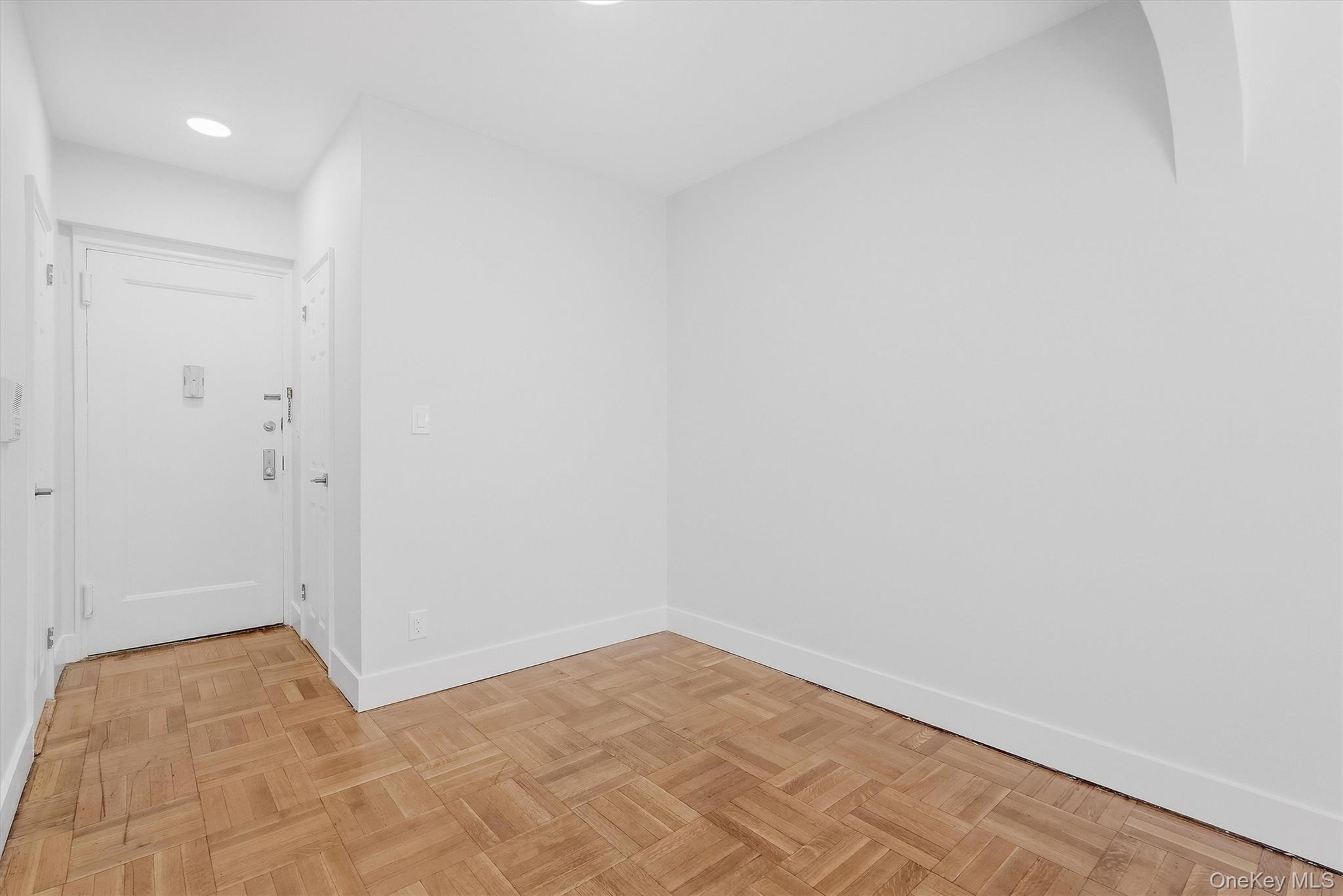 220 Pelham Road, Unit 2C photo 5