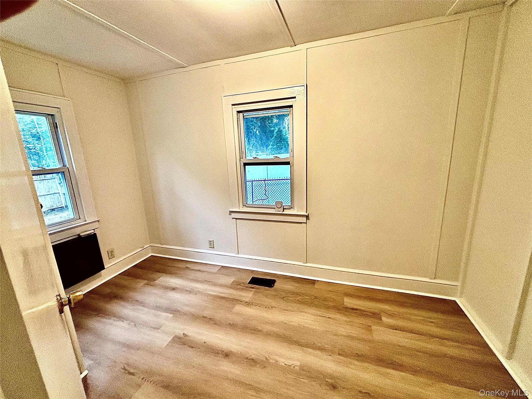 103 Maple Street S – For Sale photo 8