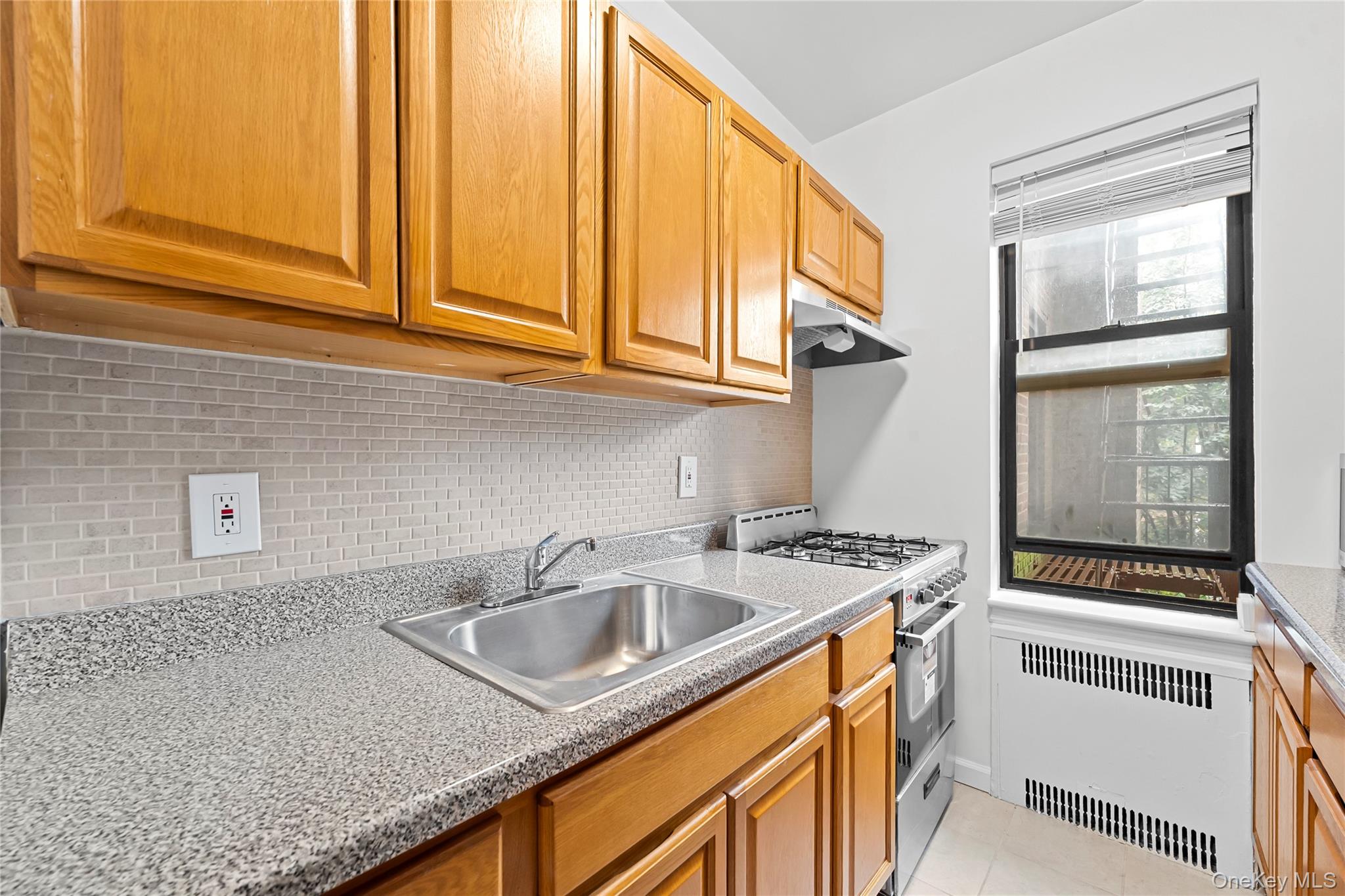 35-35 75th Street, Unit 401 photo 4