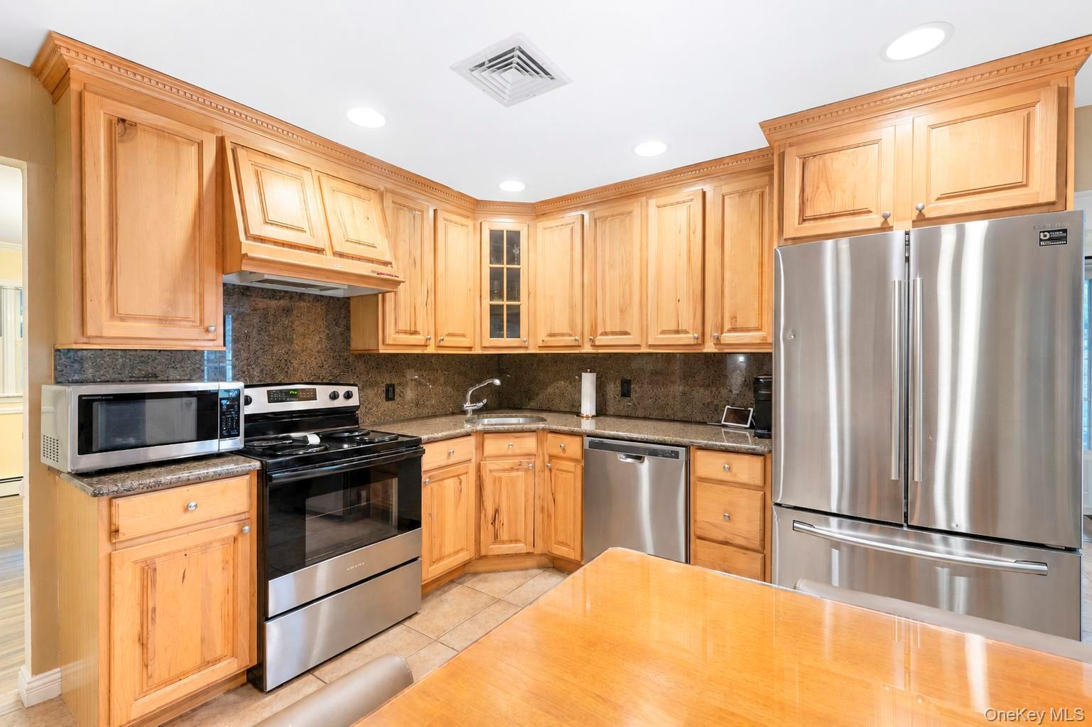 124 Bayview Drive – For Sale photo 3