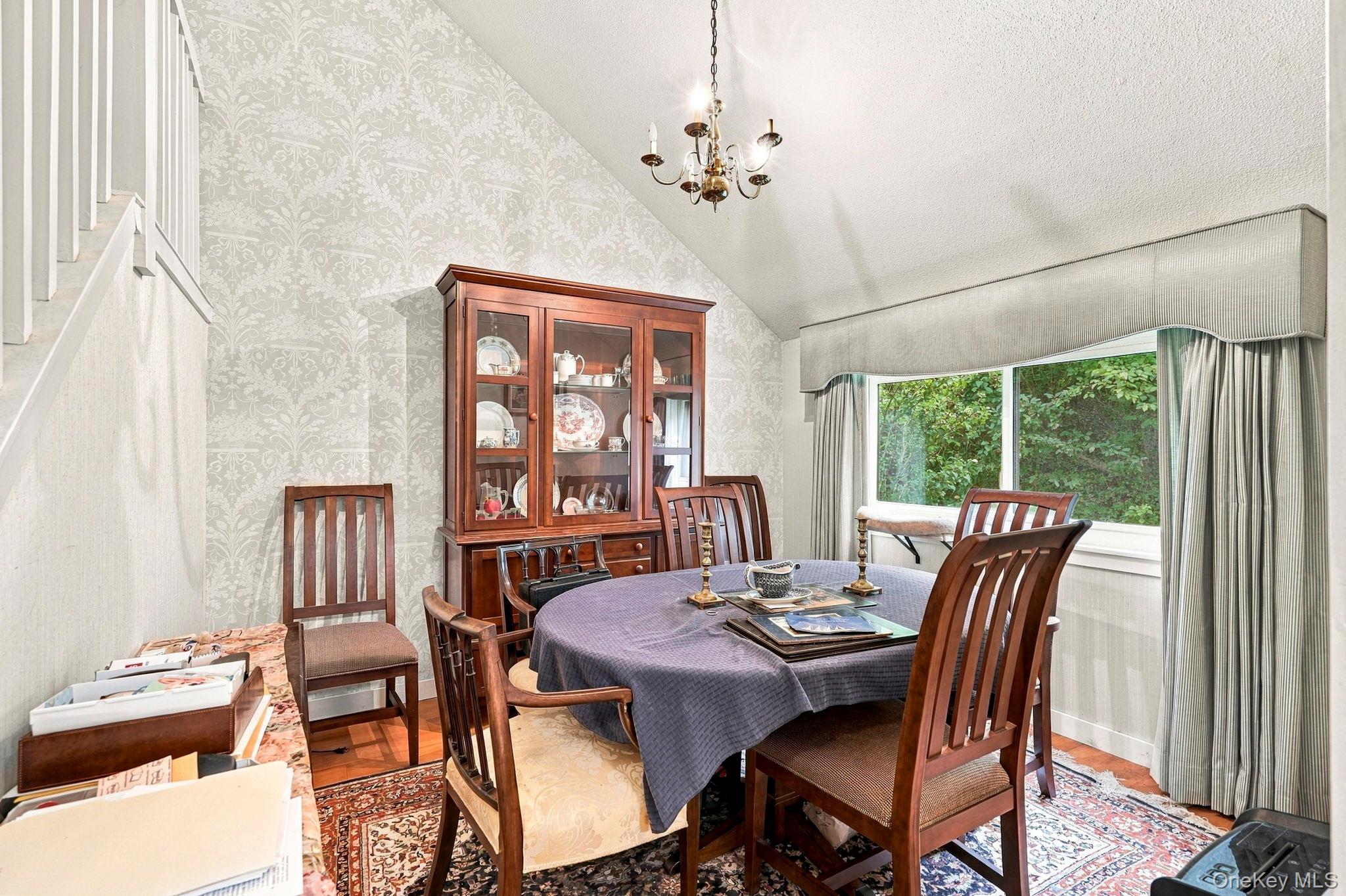 154 Heritage Hills, Unit B photo 4