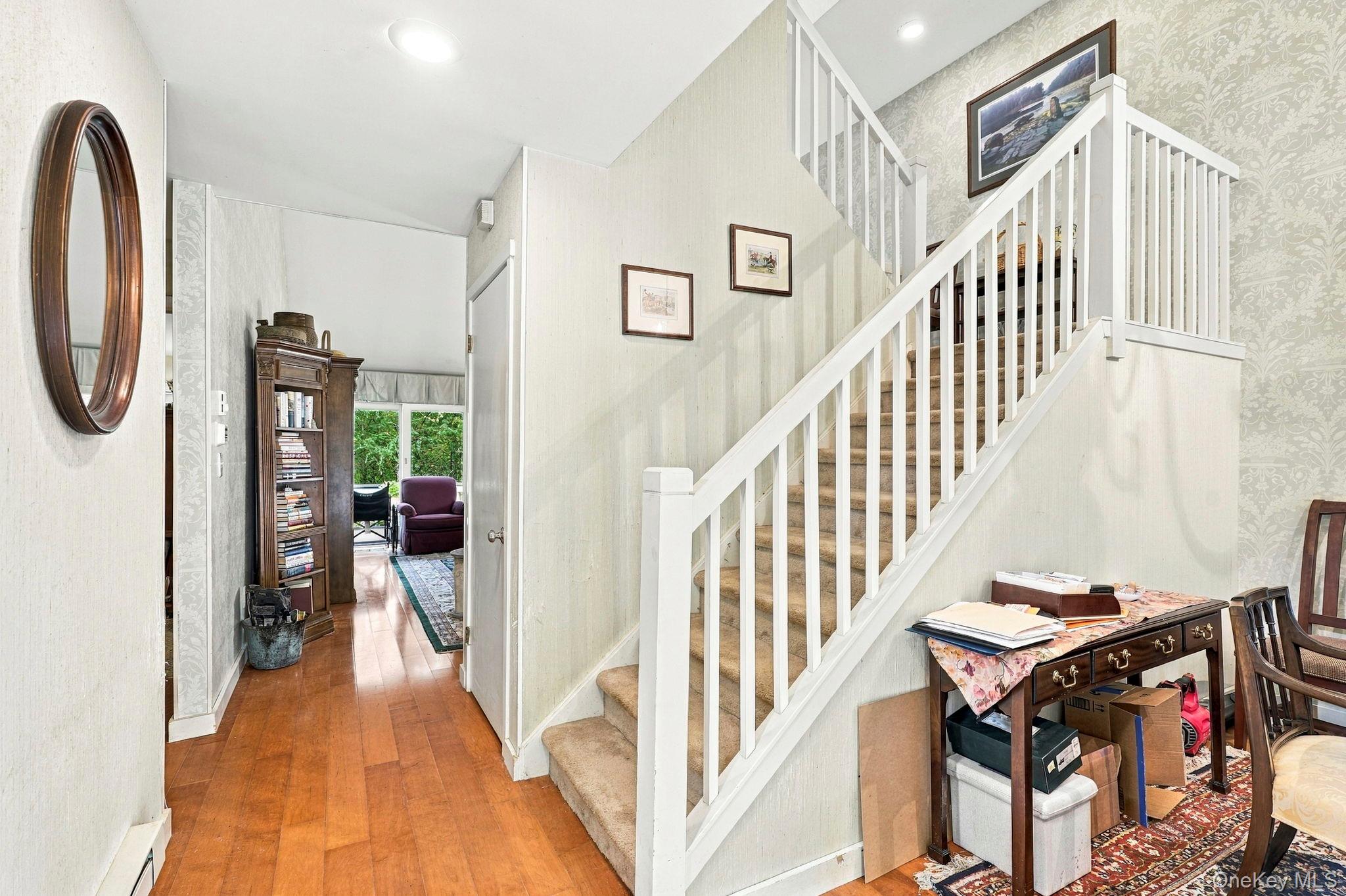 154 Heritage Hills, Unit B photo 10