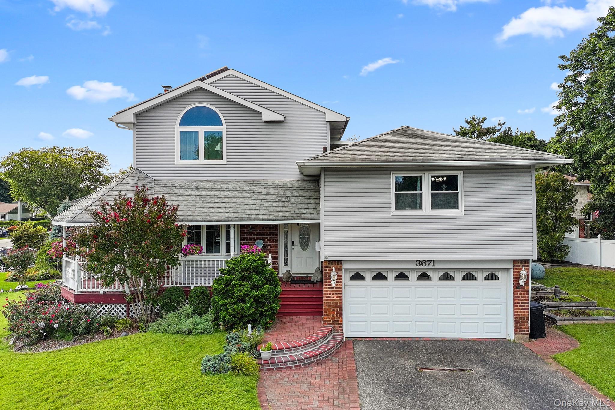 3671 Adele Court – For Sale photo 3