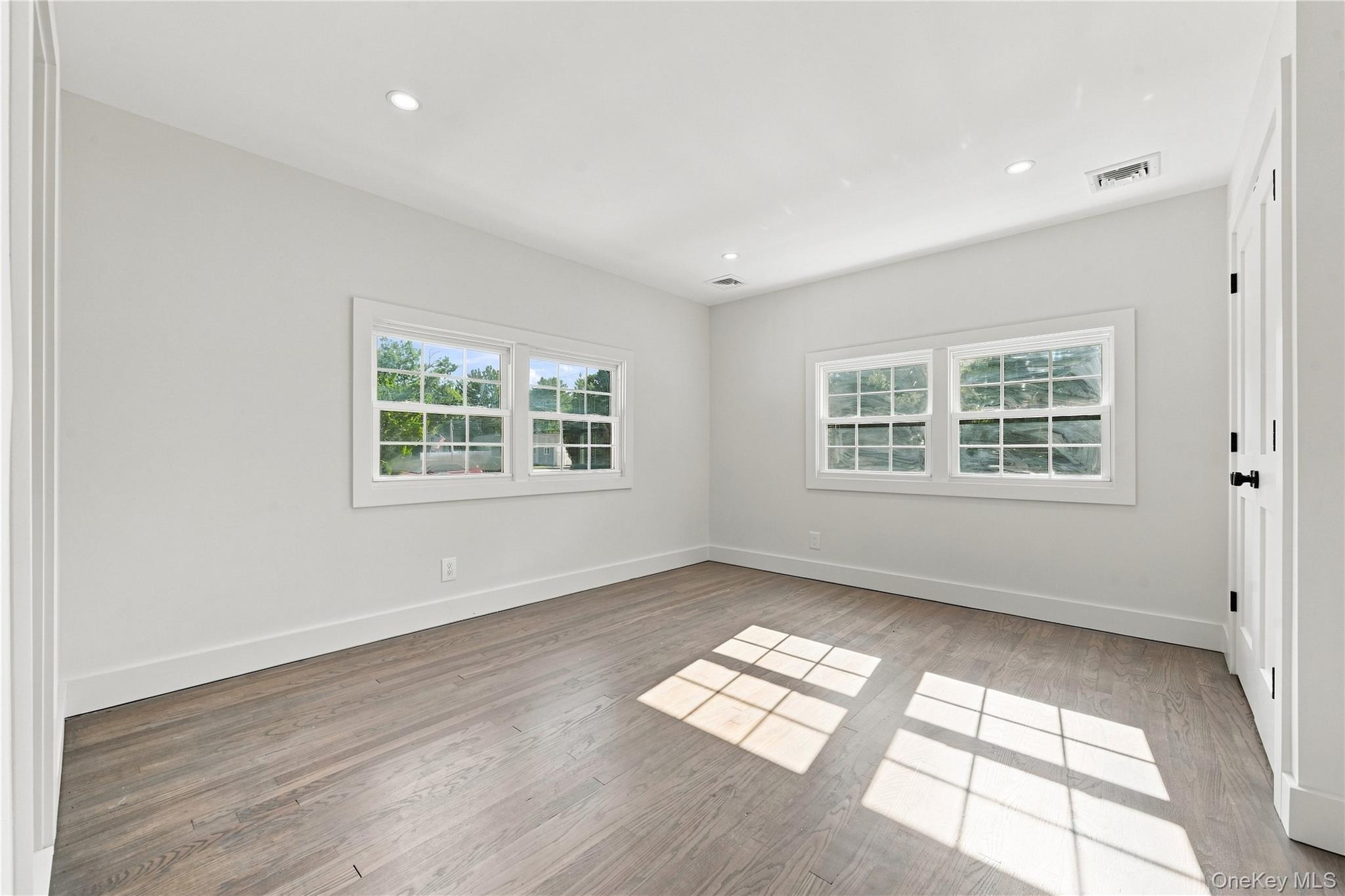 13 Campbell Lane – For Sale photo 20