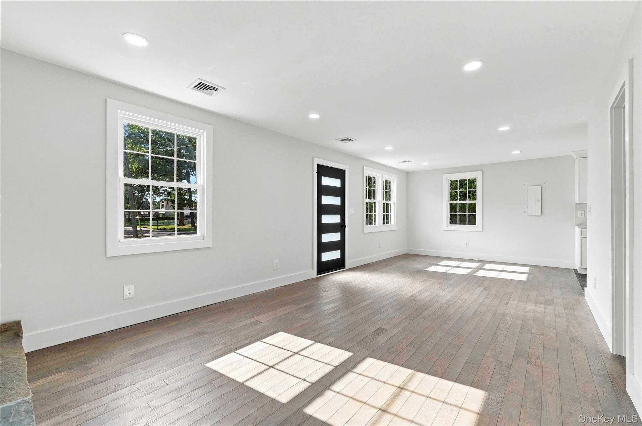 13 Campbell Lane – For Sale photo 12
