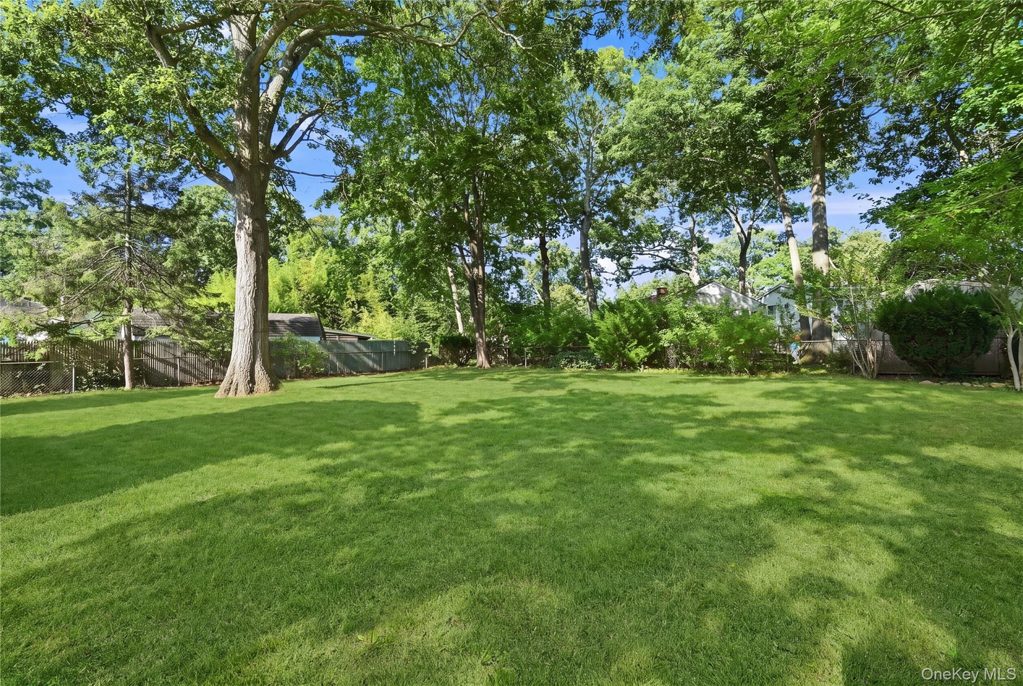 13 Campbell Lane – For Sale photo 23