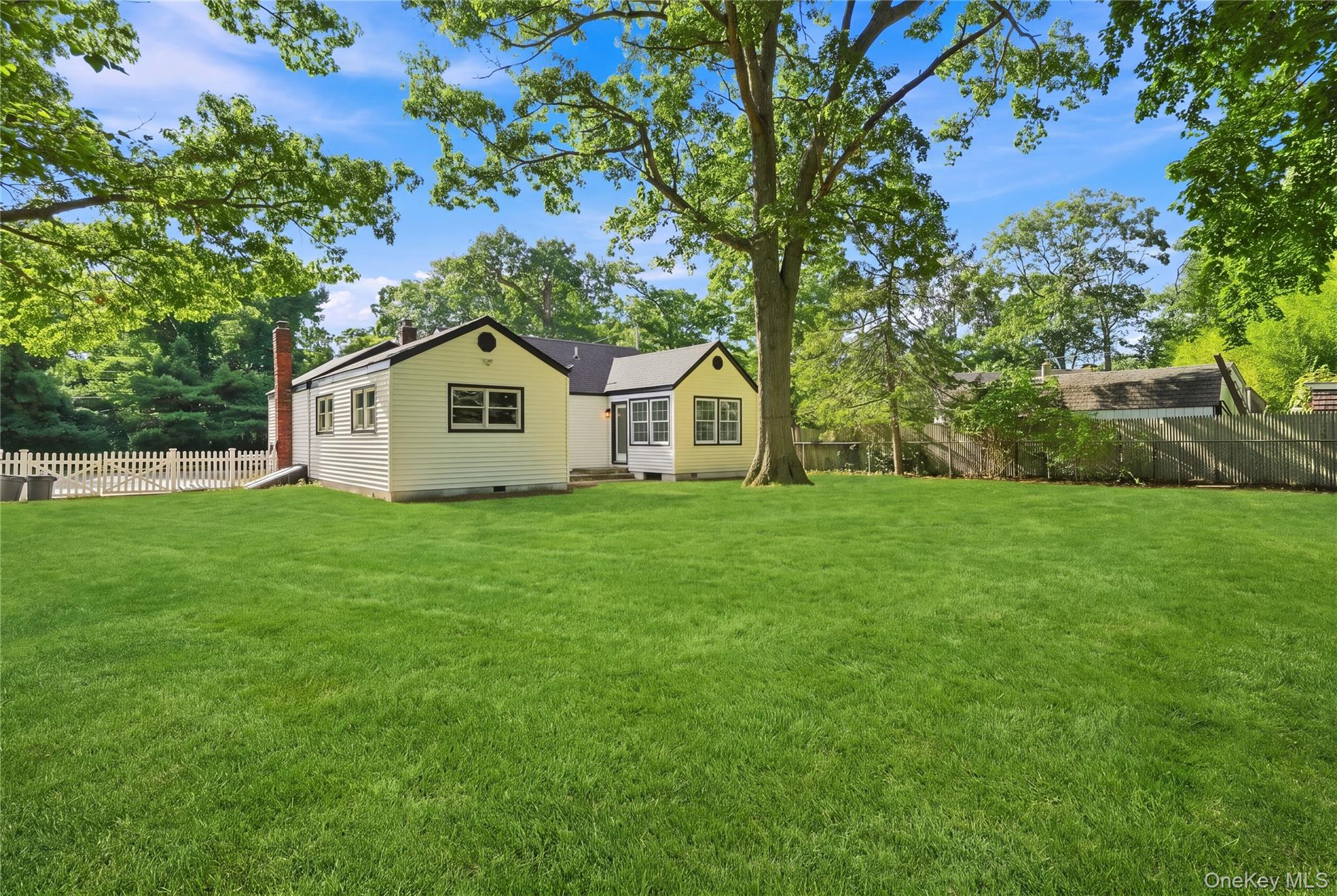13 Campbell Lane – For Sale photo 24